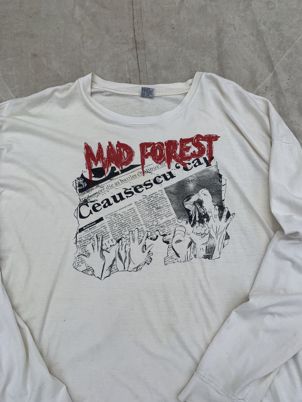 Band Tees Vintage 80s Mad Forest Bristol Theatre Poster Longsleve Size US XXL / EU 58 / 5 - 10 Thumbnail