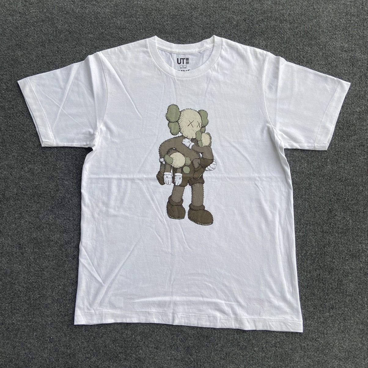 Japanese Brand Kaws Japanese brand tshirt Size US M / EU 48-50 / 2 - 1 Thumbnail