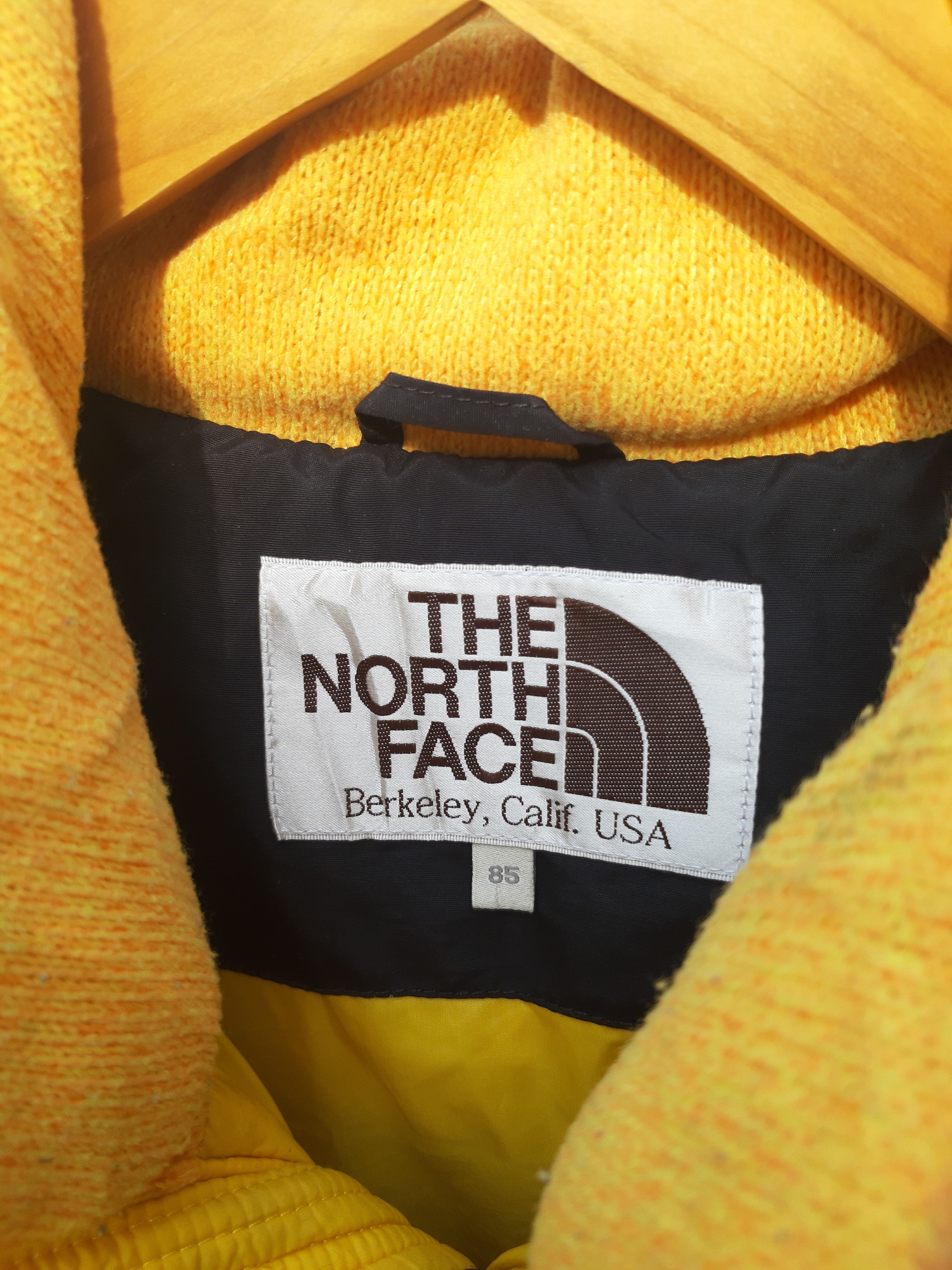 The North Face × Vintage Vintage The North Face Nuptse 700 Gilet Down Jacket Size US S / EU 44-46 / 1 - 4 Thumbnail