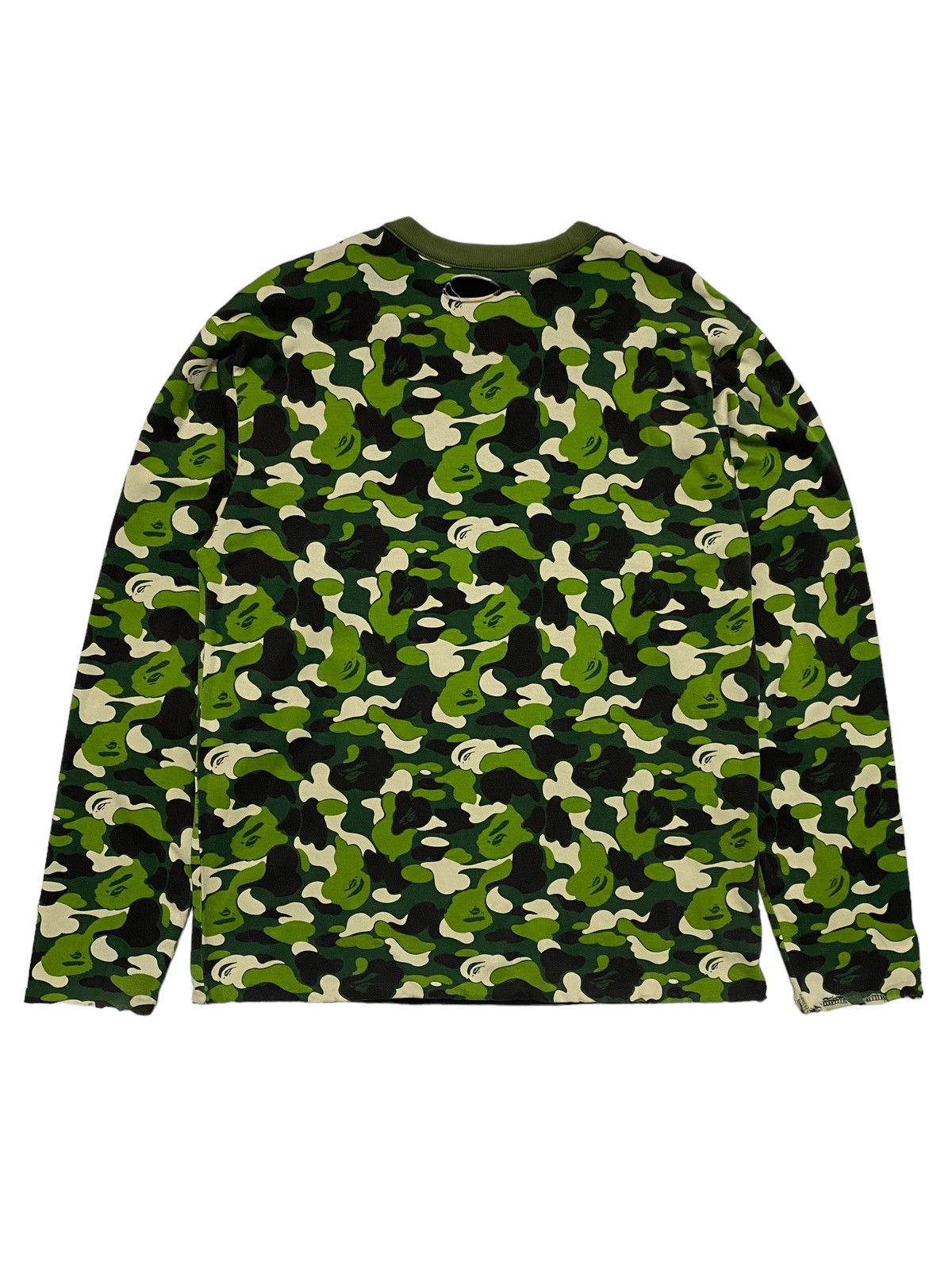 Bape Vintage Bape Camo Reversible Sweatshirt Nigo Era Size US M / EU 48-50 / 2 - 13 Thumbnail