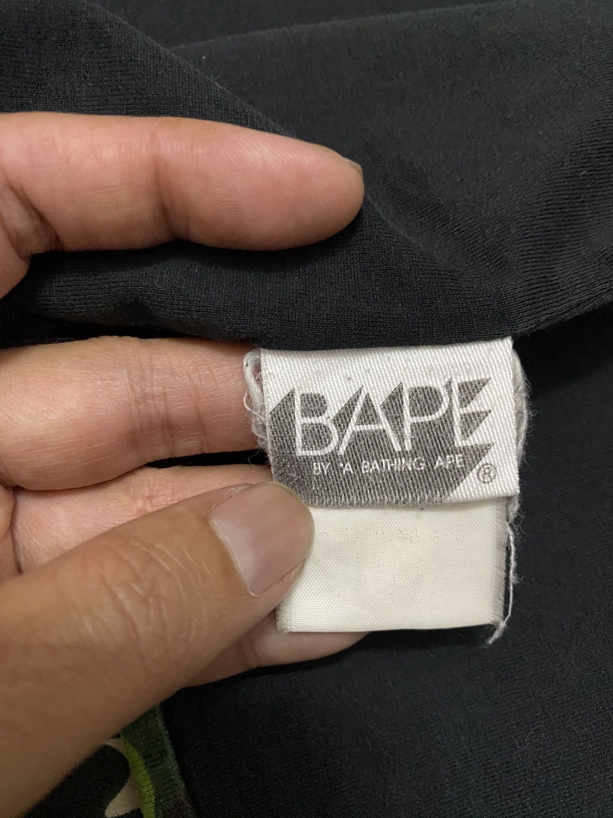 Bape Vintage Bape Camo Reversible Sweatshirt Nigo Era Size US M / EU 48-50 / 2 - 16 Thumbnail