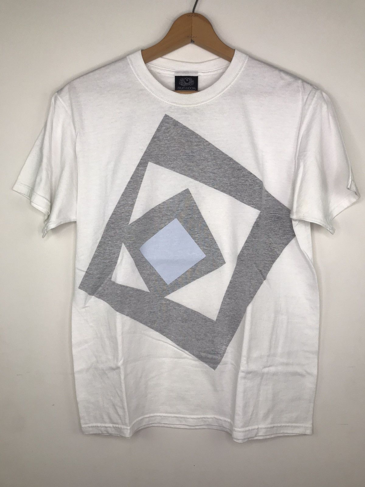 Fruit Of The Loom × Nom De Guerre Rare Vintage Nom De Guerre X Fruit of the Loom Tee T-shirt Size US M / EU 48-50 / 2 - 1 Thumbnail