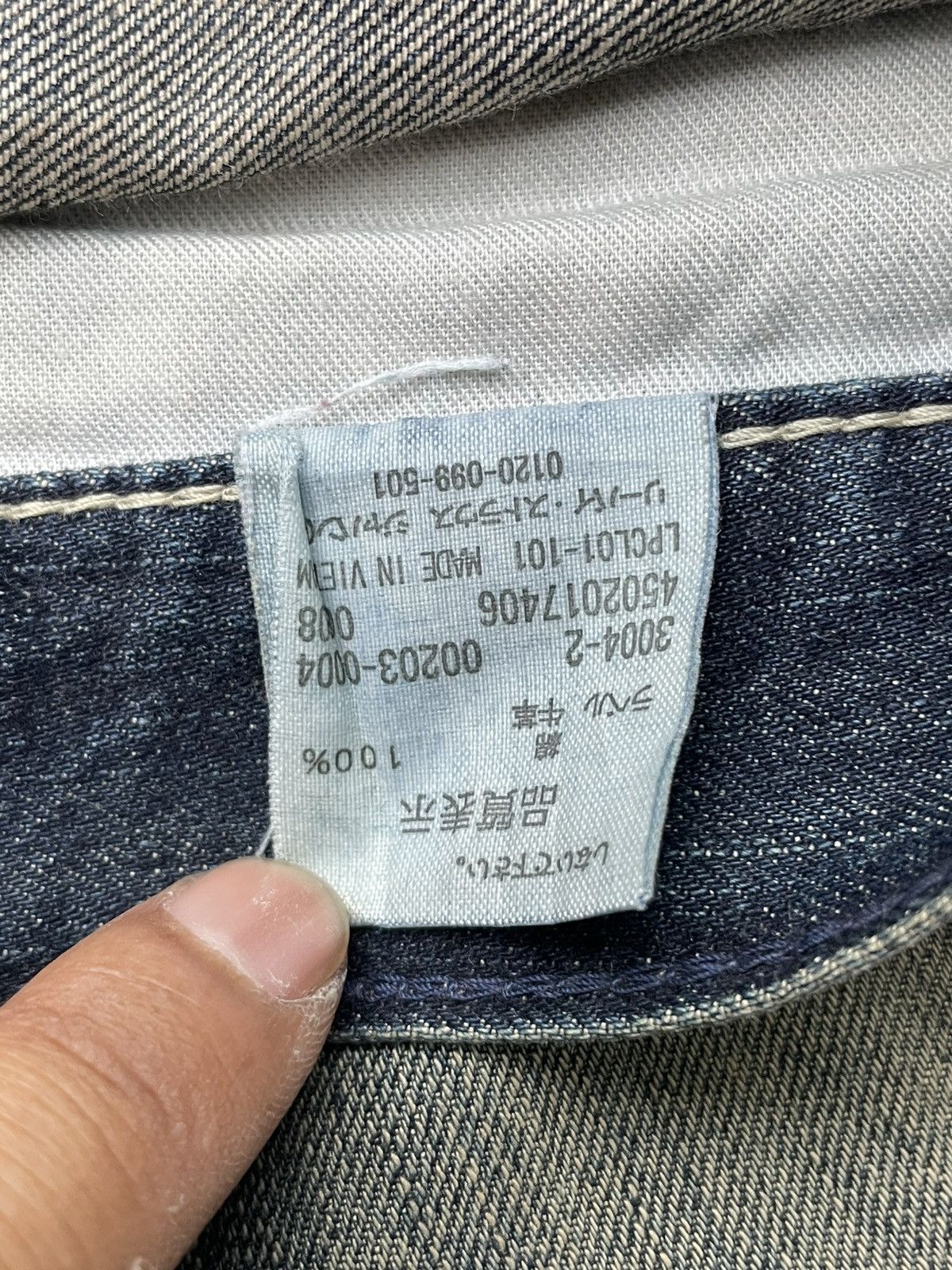 Levi's Vintage Levis 203 Aging Rework Distresed Size US 32 / EU 48 - 19 Thumbnail