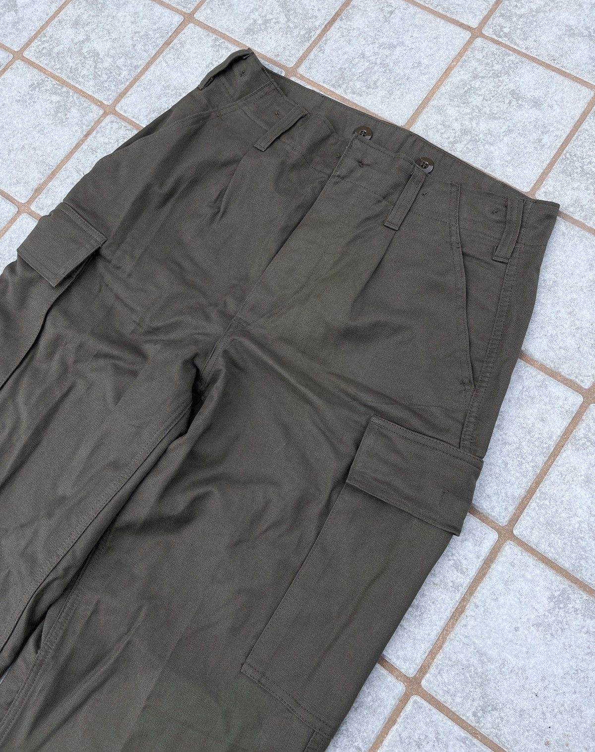 Vintage Rare Vintage 1995 MILITARY Cargo Pants Size US 32 / EU 48 - 11 Thumbnail