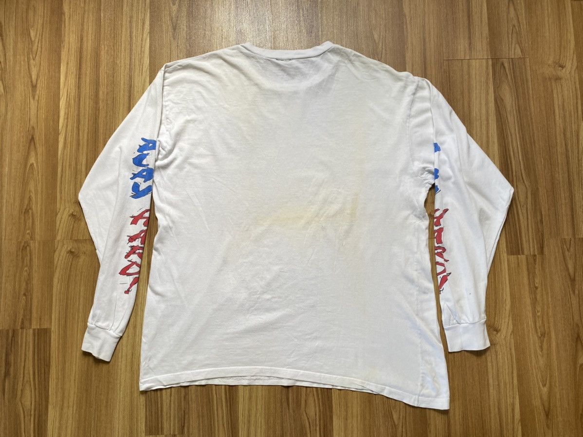 Vintage Vintage Y2K Taz 1995 Long Sleeve Marvin Daffy Duck Bunny Size US XL / EU 56 / 4 - 11 Thumbnail