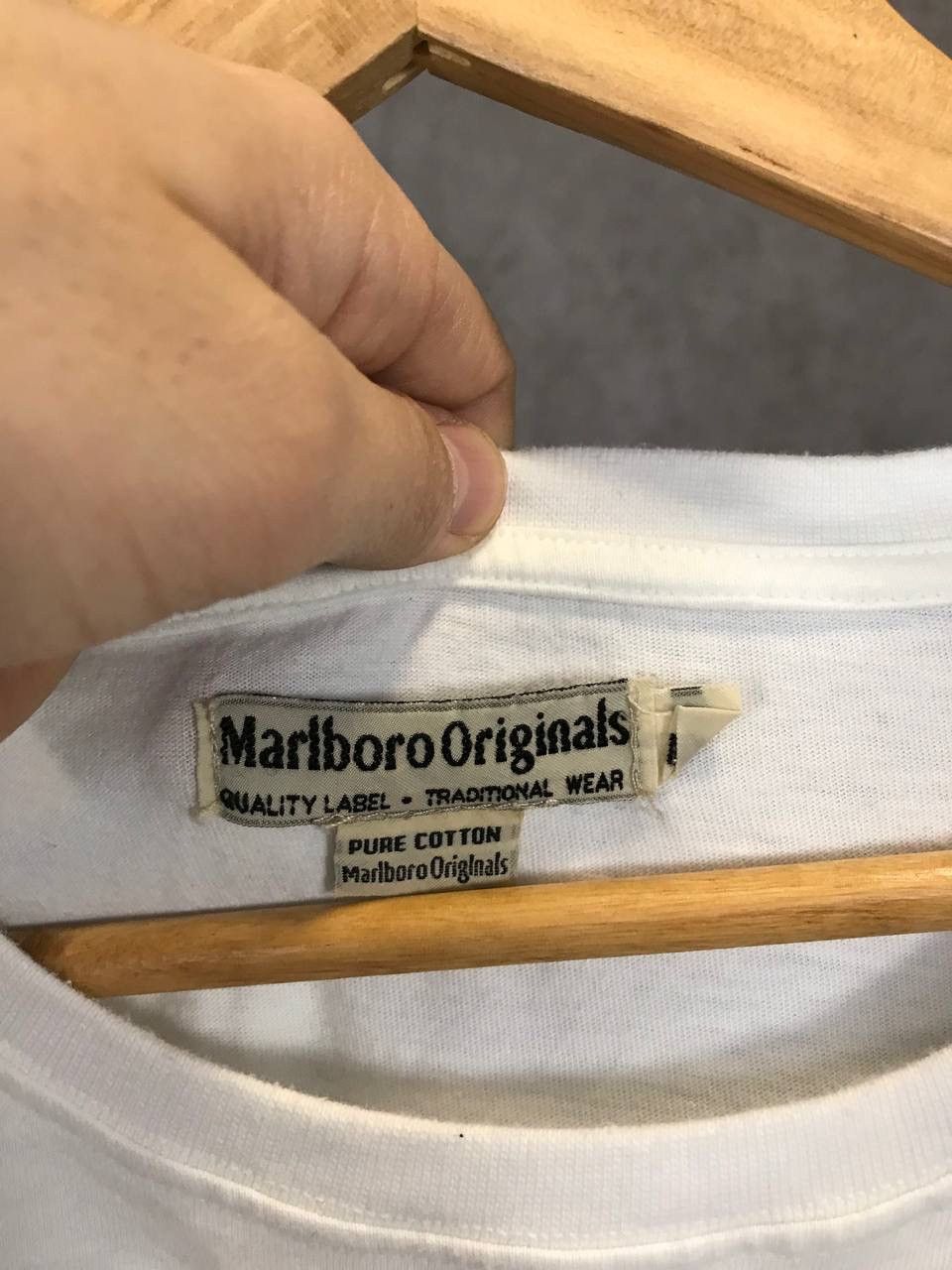 Marlboro Marlboro USA Art tee Size US M / EU 48-50 / 2 - 4 Thumbnail