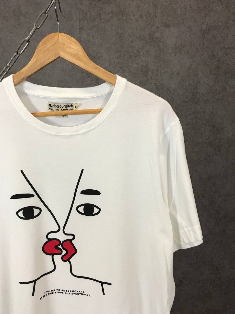 Marlboro Marlboro USA Art tee Size US M / EU 48-50 / 2 - 2 Thumbnail