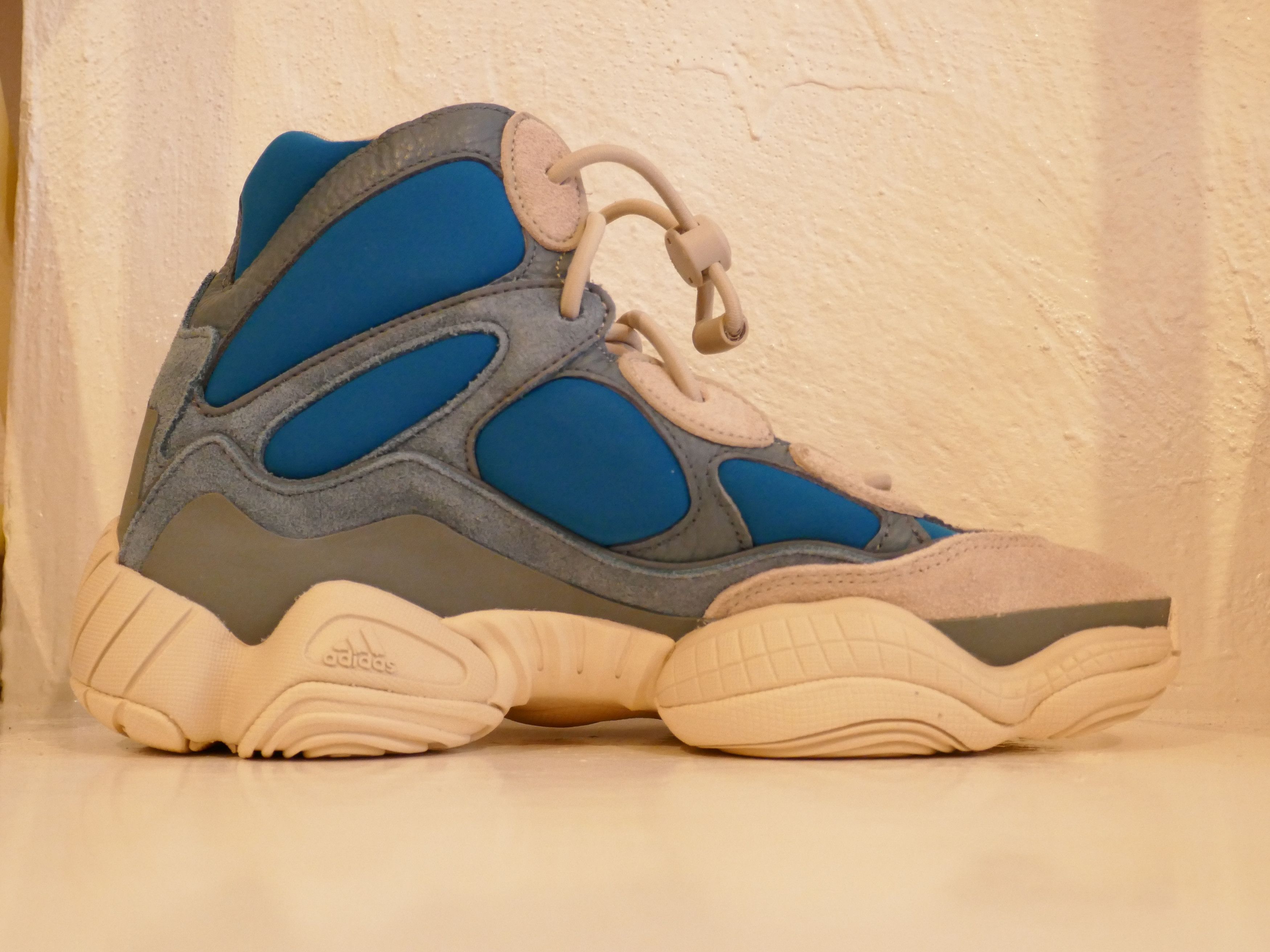 Adidas Yeezy 500 high OG Size US 10 / EU 43 - 2 Thumbnail