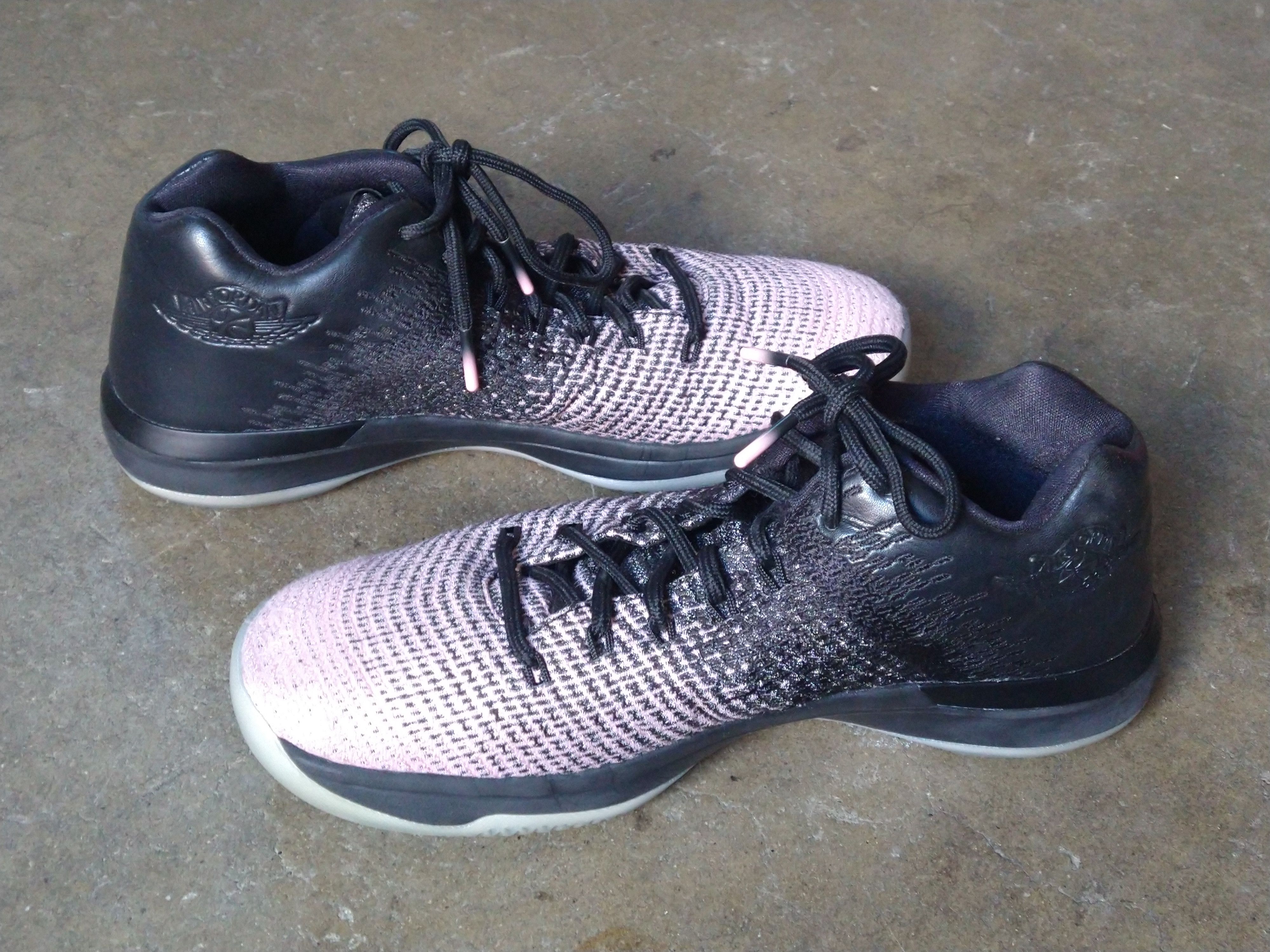 Nike Air Jordan 31 Low Oreo Size Pink Black 897564-001