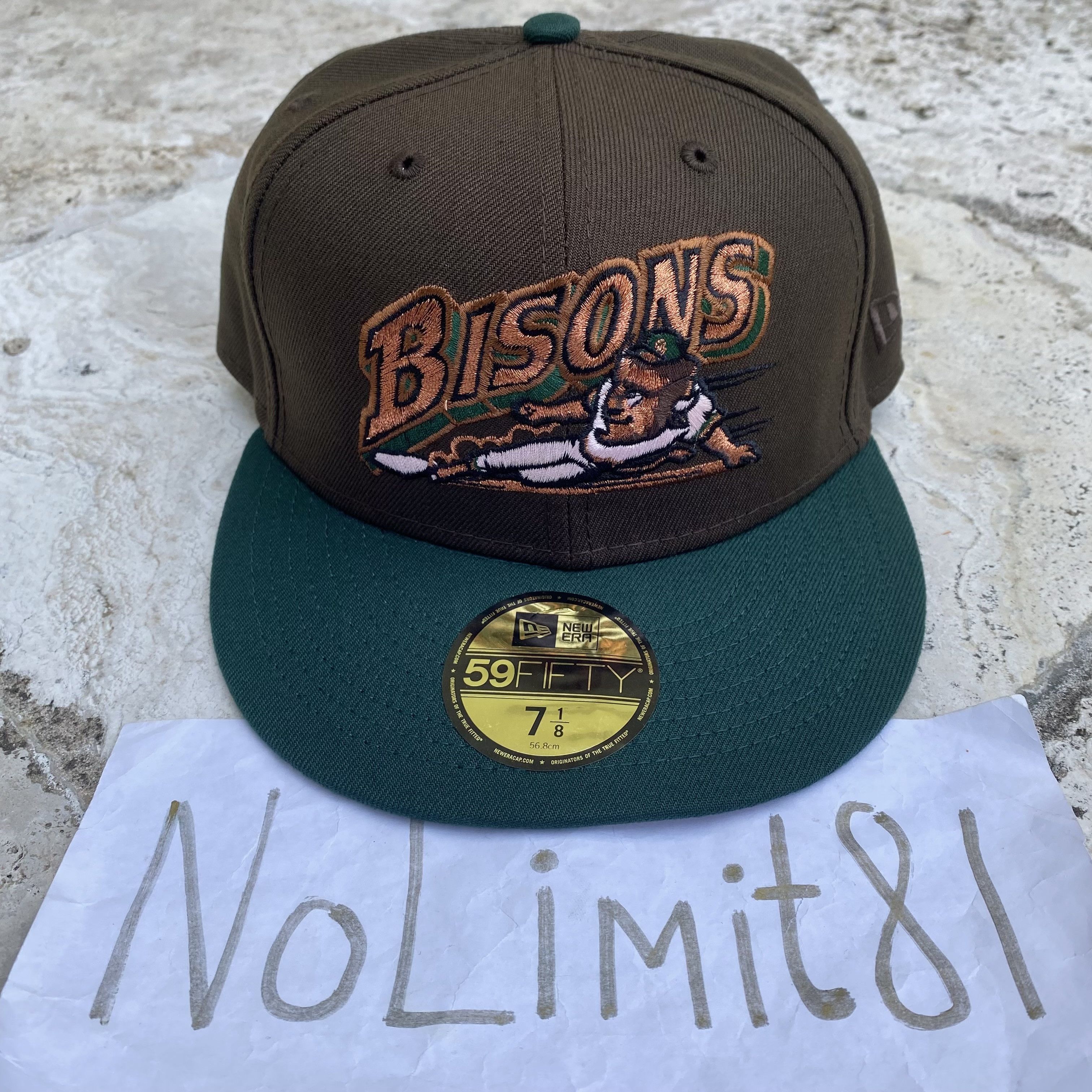 New Era Buffalo Bisons 'Throwback Corduroy' Golfer Snapback Dark Green