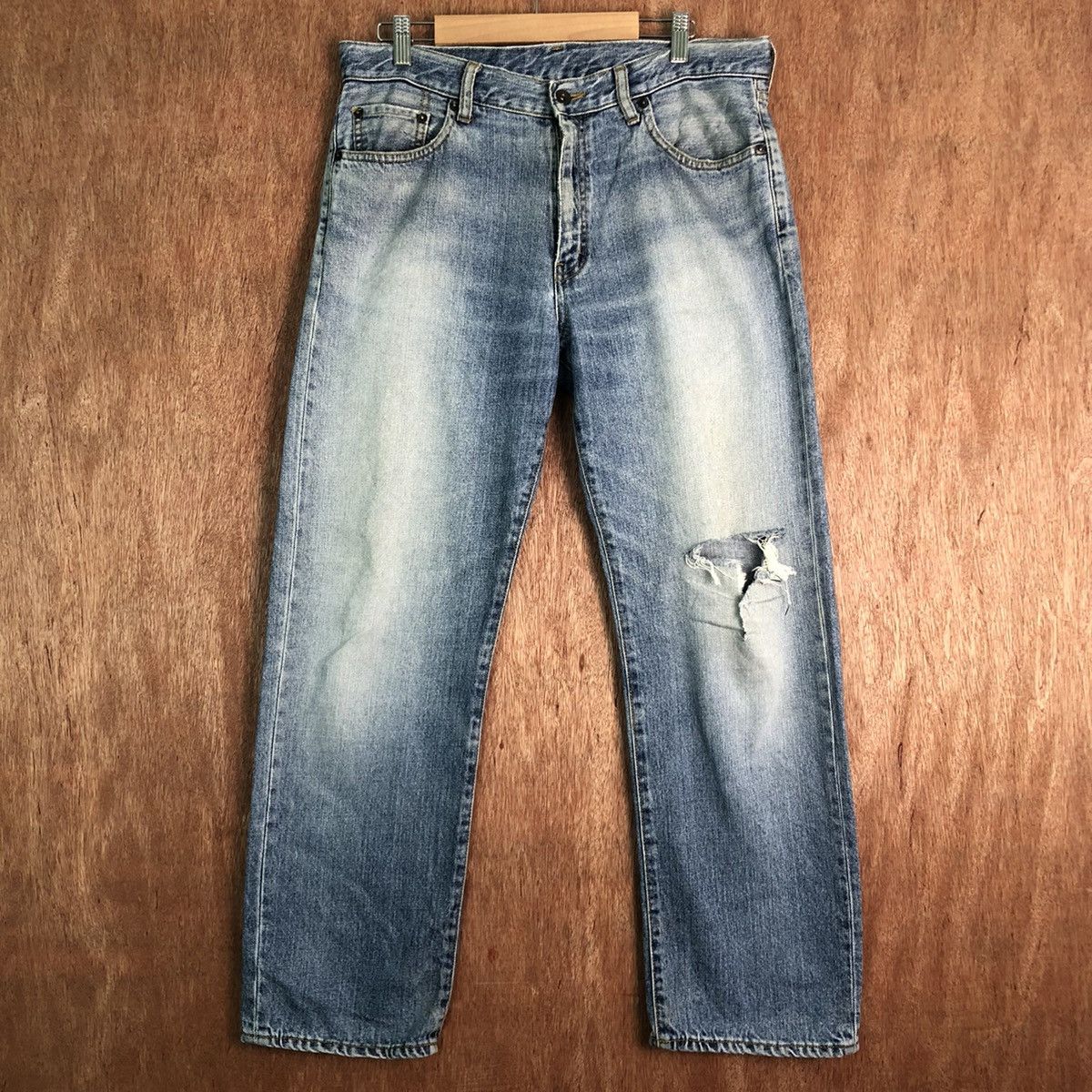 Uniqlo DLL Uniqlo Blue distressed Denim Jeans Pants #c292 Size US 33 - 1 Thumbnail