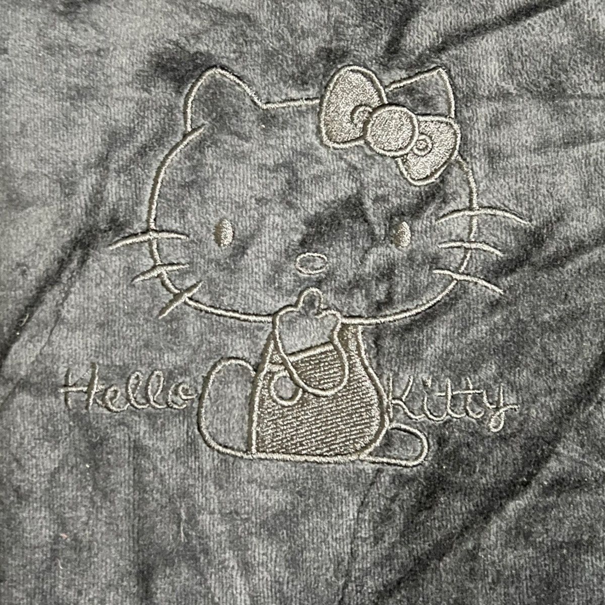 Cartoon Network × GU × Japanese Brand RARE BLACK VELVET HELLO KITTY X GU PULLOVER SWEATSHIRT Size L / US 10 / IT 46 - 3 Thumbnail