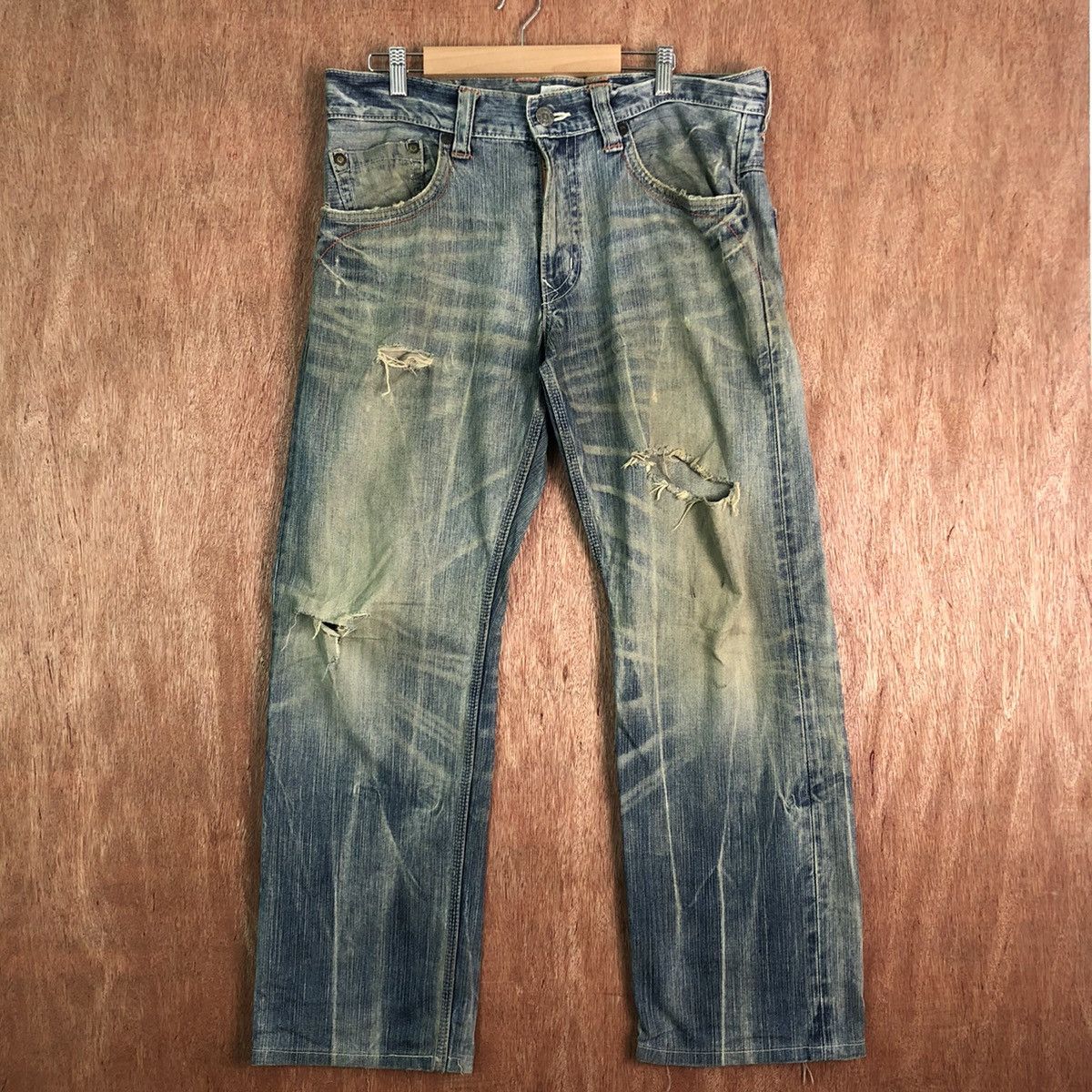 Edwin DLL Edwin Vintage Blue distressed Denim Jeans Pants #c239 Size US 34 / EU 50 - 1 Thumbnail