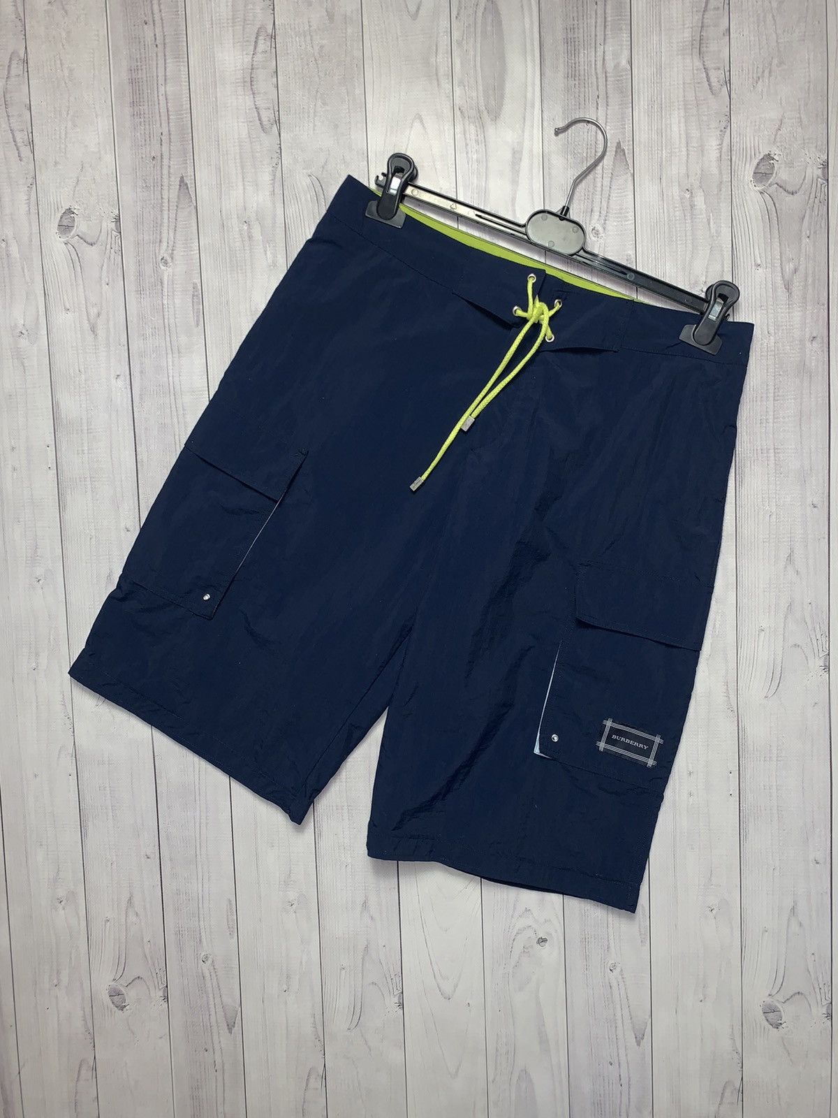 Vintage Burberry shorts box logo size S