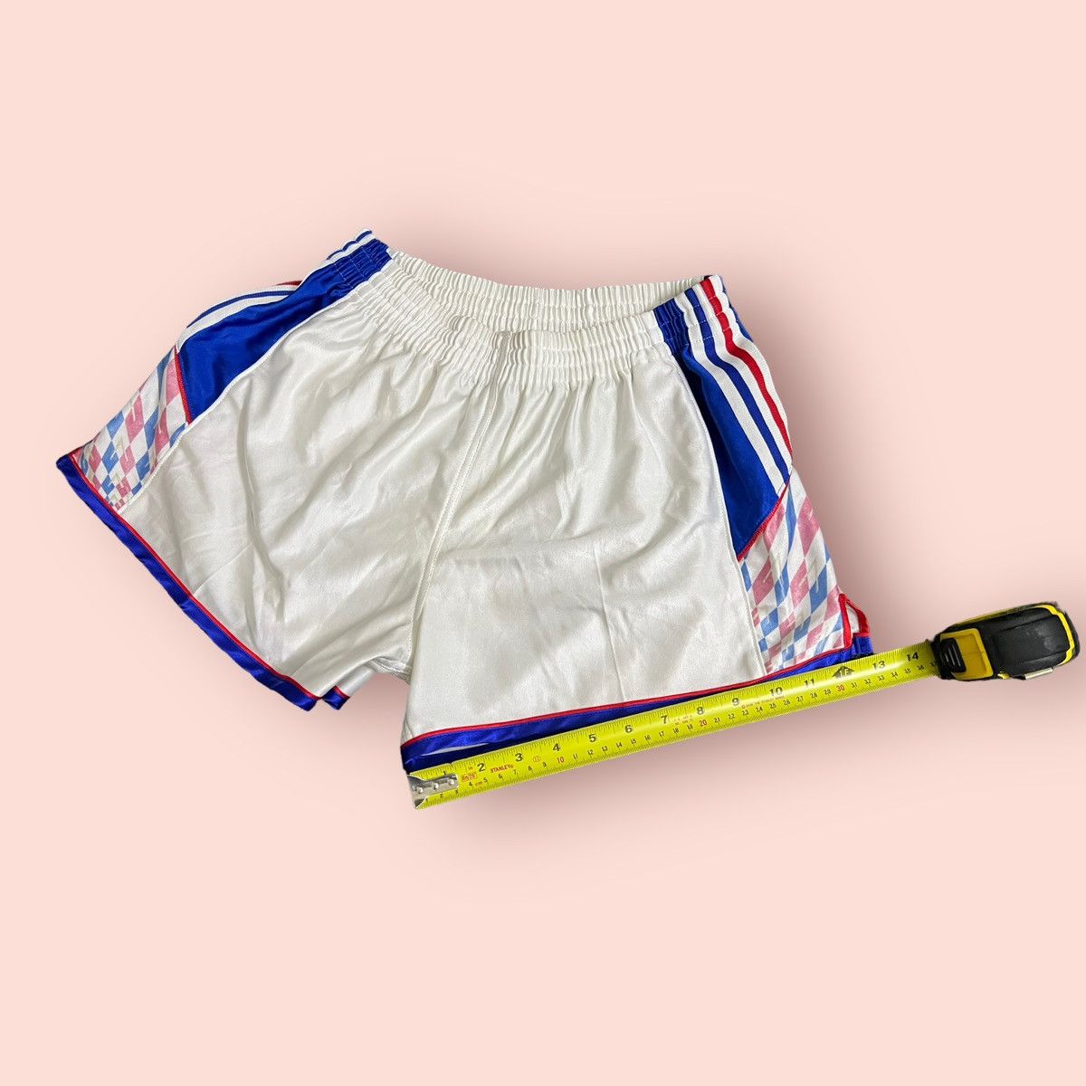 Adidas VINTAGE ADIDAS X DESCENTE RETRO SOCCER SHORTS Size US 31 - 17 Thumbnail