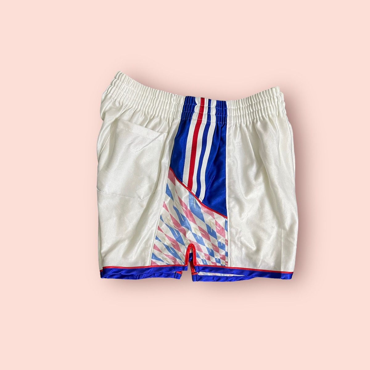 Adidas VINTAGE ADIDAS X DESCENTE RETRO SOCCER SHORTS Size US 31 - 7 Thumbnail