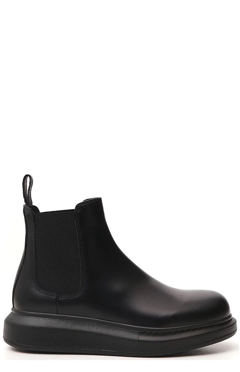 Hybrid Chelsea Boot in Black