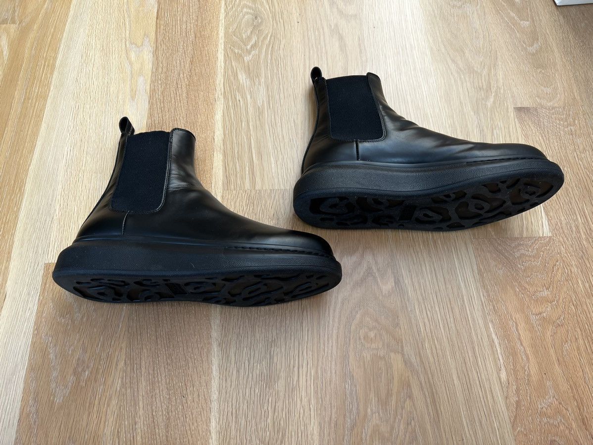 Alexander McQueen Hybrid Chelsea Boot in Black Size US 8 / EU 41 - 4 Thumbnail