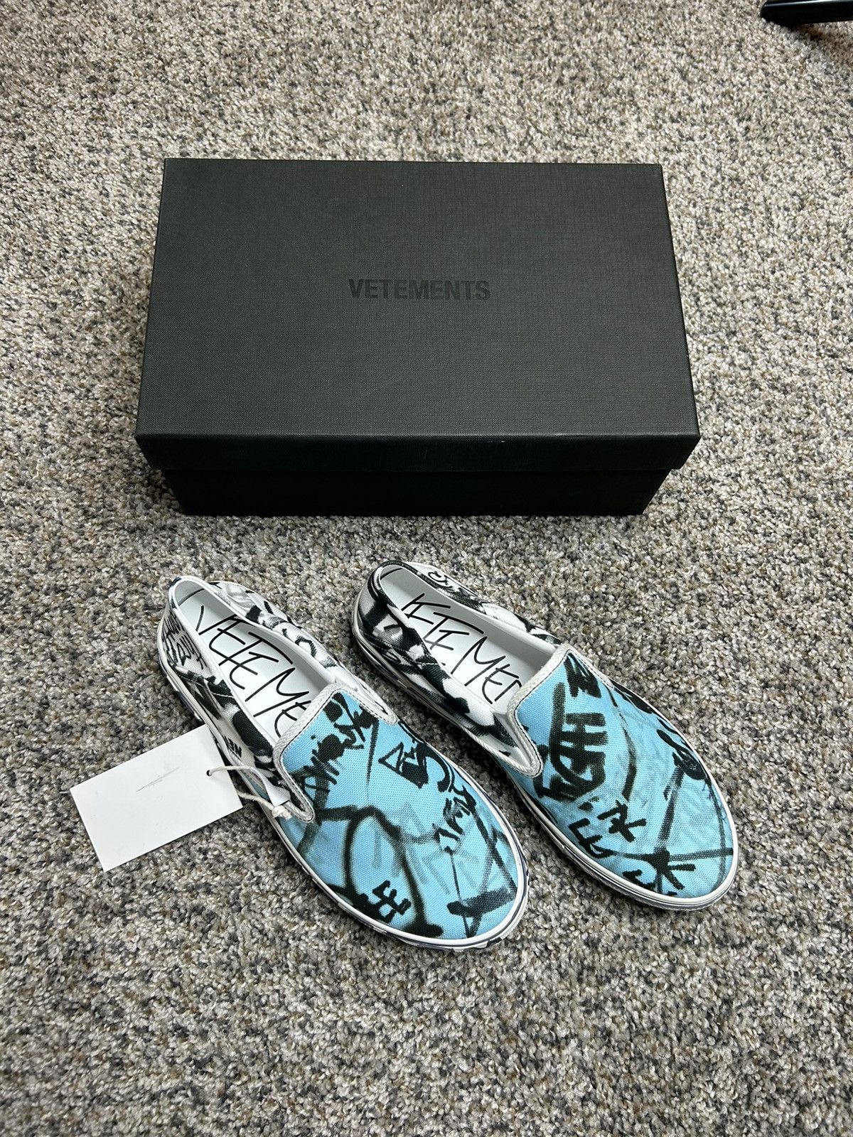 Vetements Vetements graffiti slip ons size 4 Size US 5 / EU 37 - 3 Thumbnail