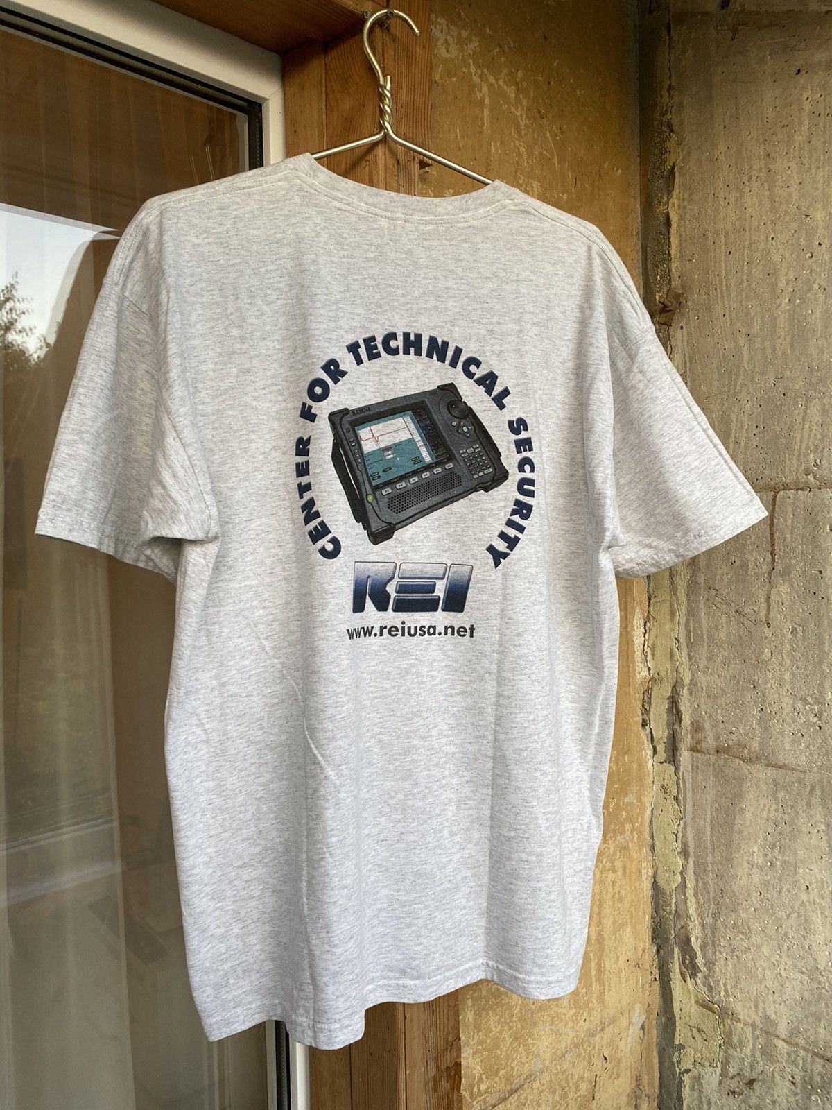 Japanese Brand Vintage 2000s Technical Security T Shirt Apple Google Size US XL / EU 56 / 4 - 1 Thumbnail