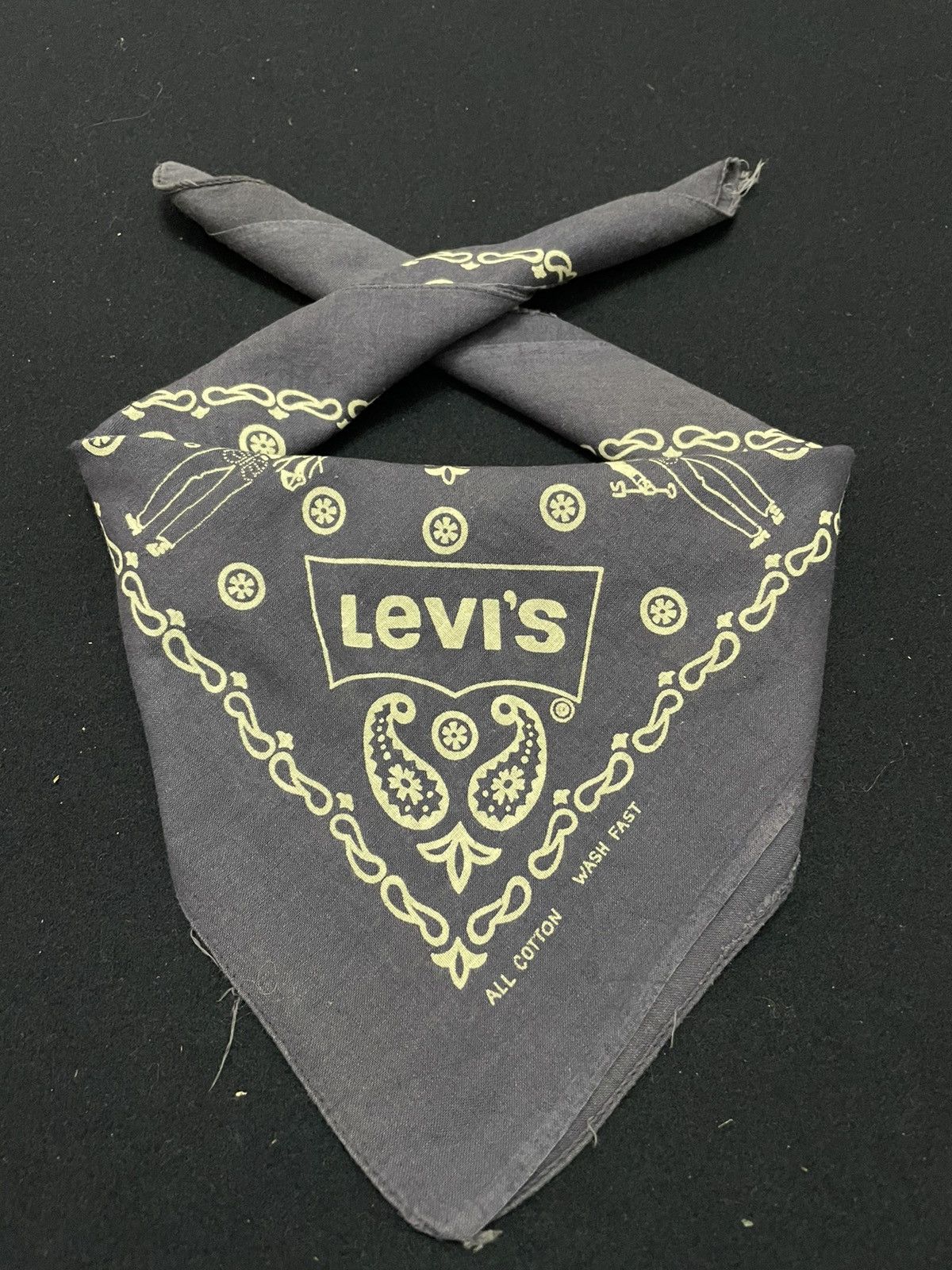 Levi's × Other × Vintage Levis handkercheif / Bandana / scarf Size ONE SIZE - 5 Thumbnail