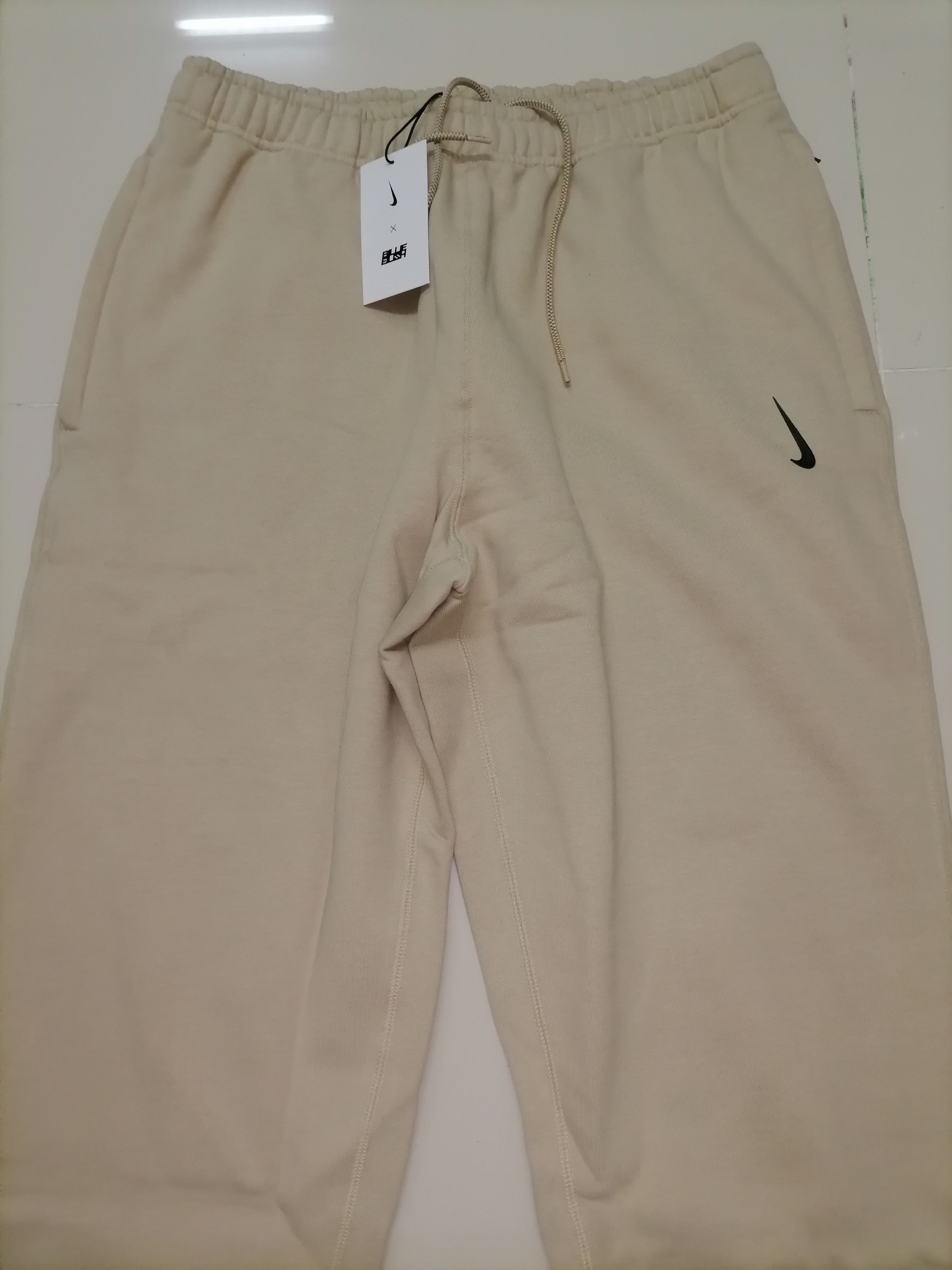 Billie Eilish × Nike Nike x Billie Eilish Fleece Trousers Size US 32 / EU 48 - 2 Thumbnail
