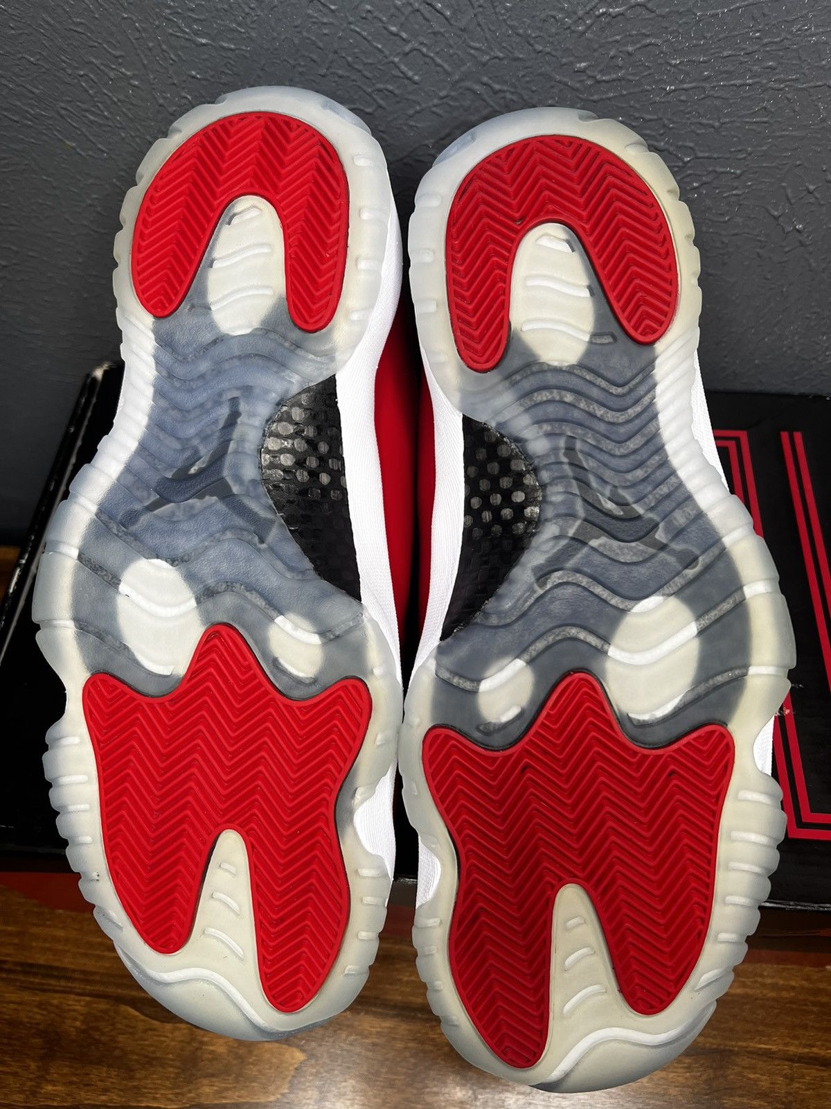 Jordan Brand Air Jordan 11 Retro Win Like 96 Win Like '96 2017 Size US 11 / EU 44 - 7 Thumbnail
