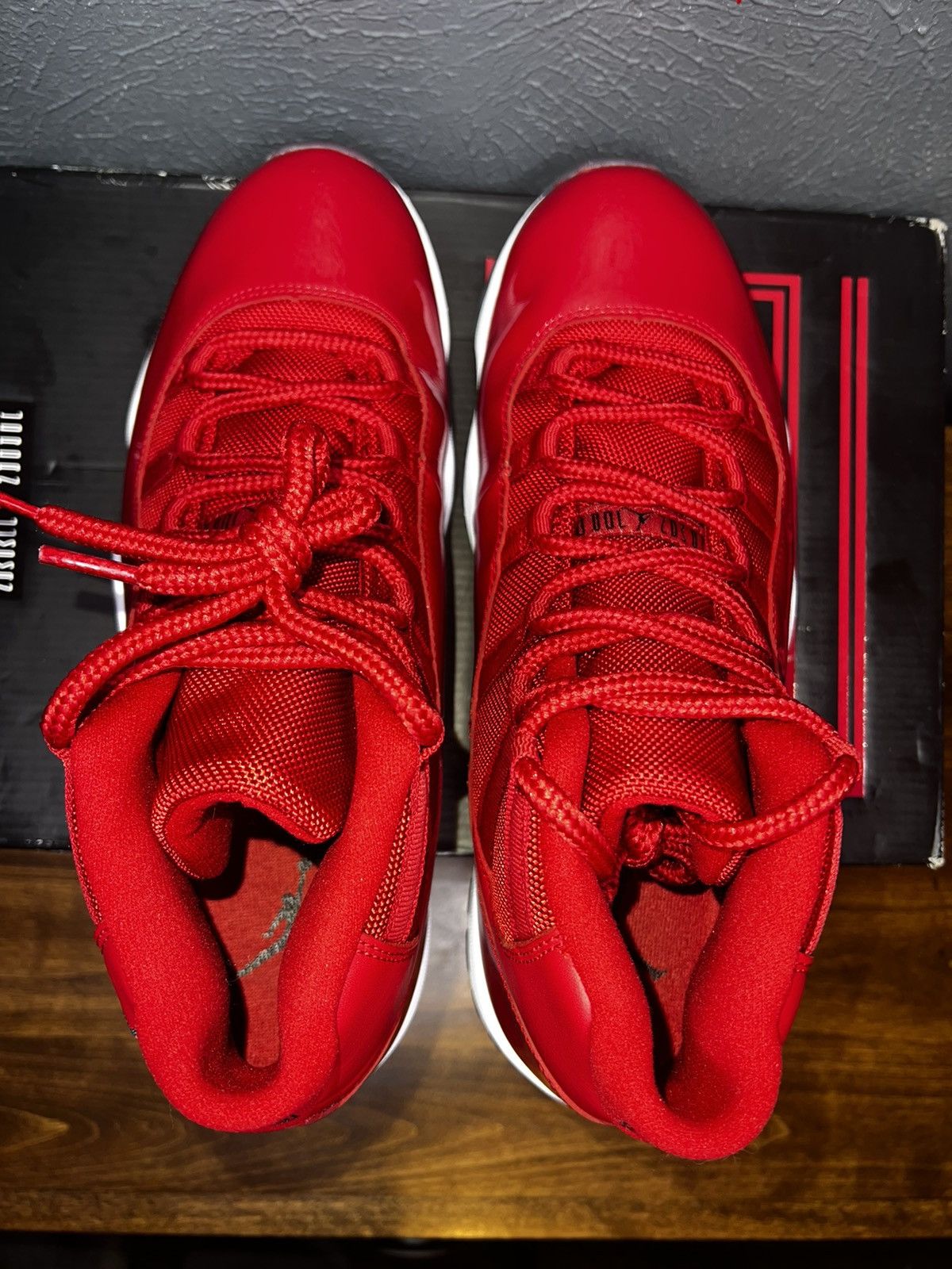 Jordan Brand Air Jordan 11 Retro Win Like 96 Win Like '96 2017 Size US 11 / EU 44 - 3 Thumbnail