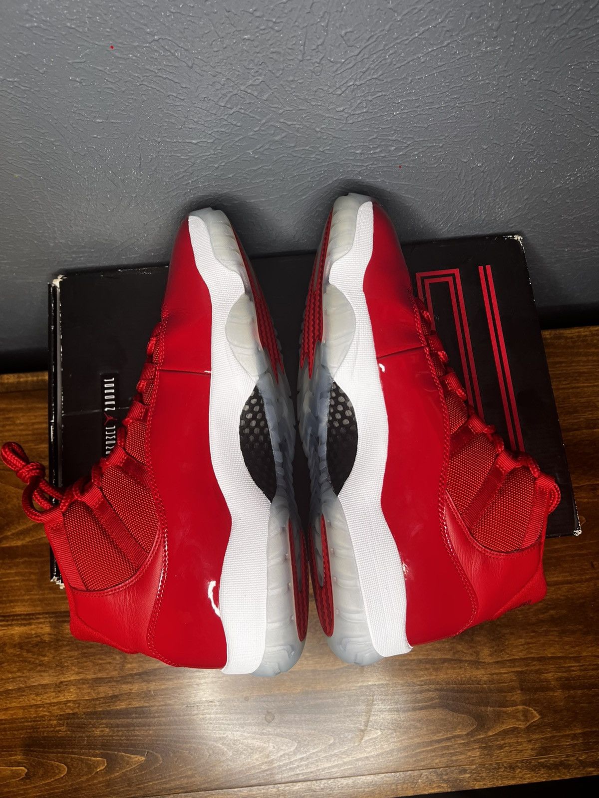 Jordan Brand Air Jordan 11 Retro Win Like 96 Win Like '96 2017 Size US 11 / EU 44 - 5 Thumbnail