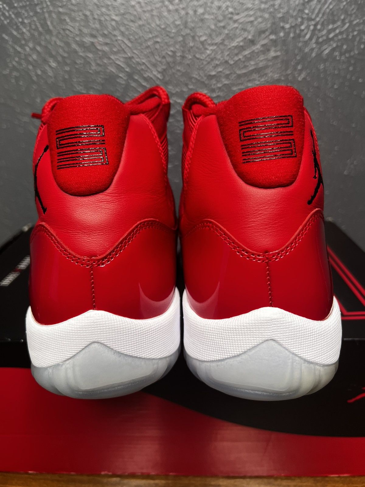 Jordan Brand Air Jordan 11 Retro Win Like 96 Win Like '96 2017 Size US 11 / EU 44 - 4 Thumbnail