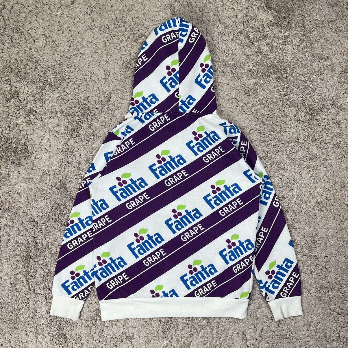 Vintage CocaCola Fanta Grape Fullprint Hoodie Size US M / EU 48-50 / 2 - 2 Thumbnail