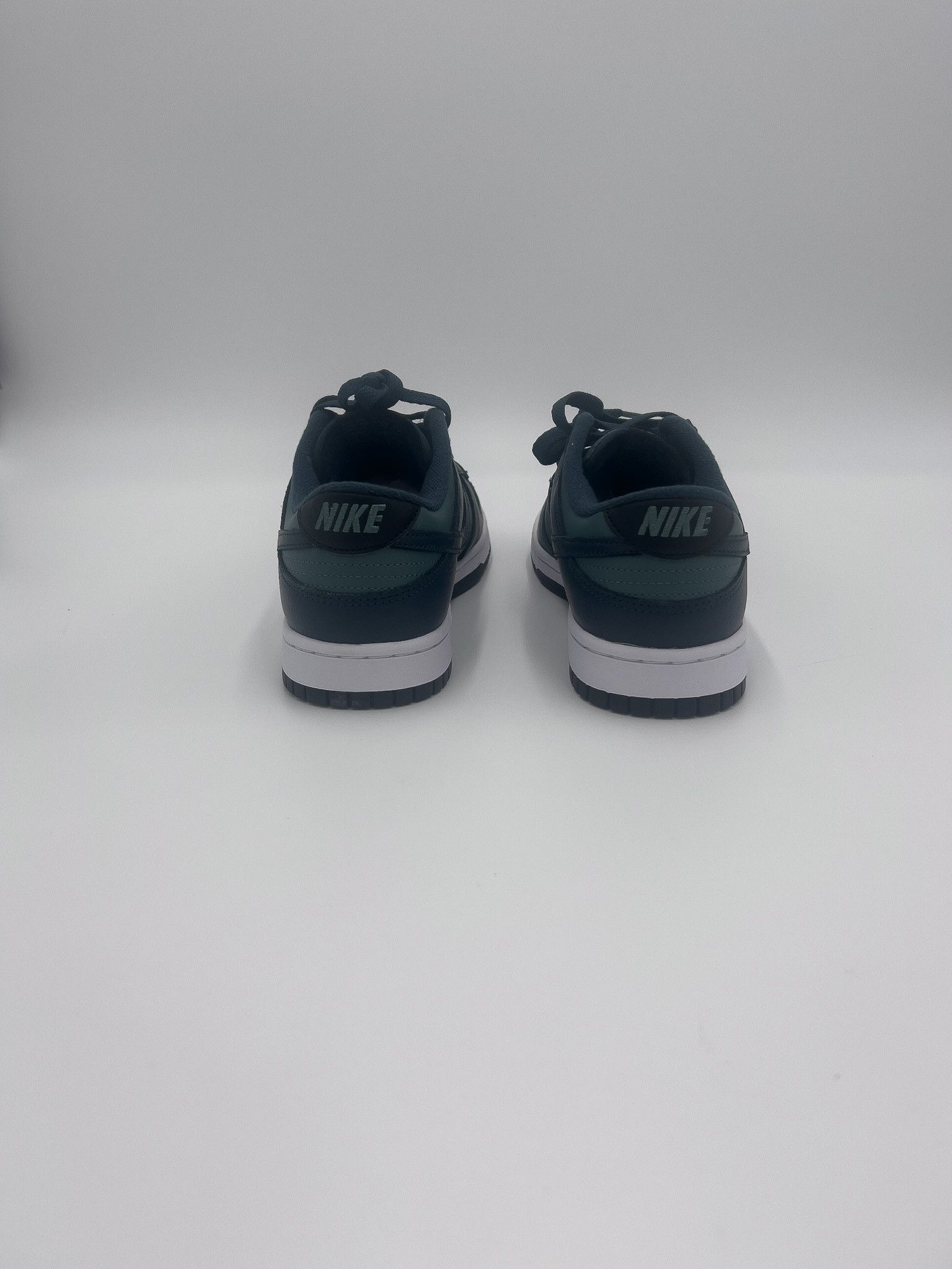 Nike Size 7 • Nike Dunk Low Mineral Slate Armory Navy Size US 7 / EU 40 - 3 Thumbnail