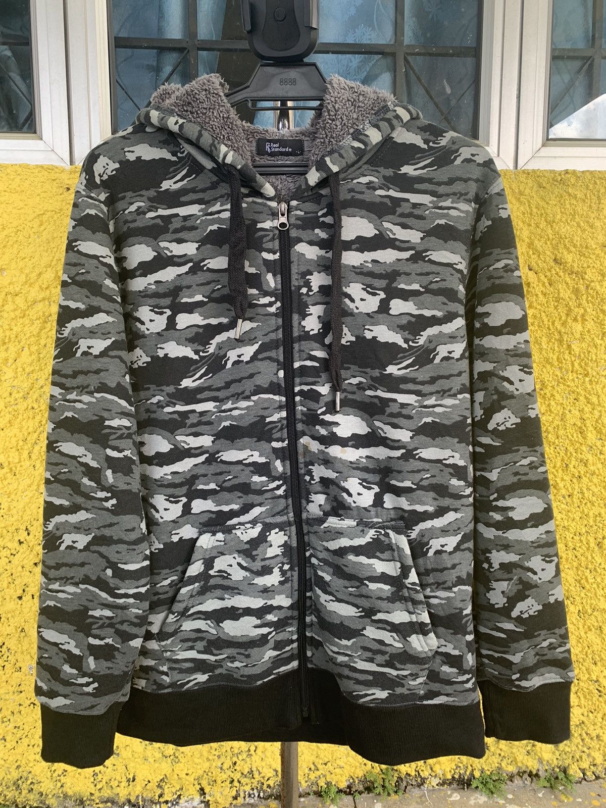 Other Hoodie camo sherling inside Size US L / EU 52-54 / 3 - 7 Thumbnail