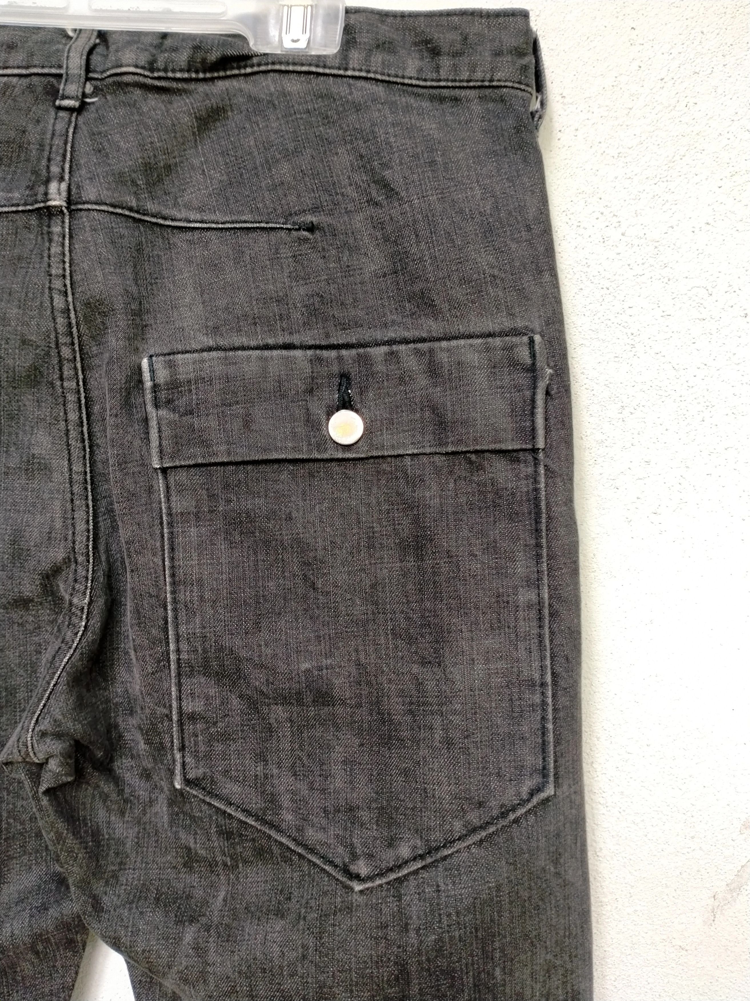 Japanese Brand × Pledge Distressed Pledge Skull printed denim pants Size US 34 / EU 50 - 4 Thumbnail