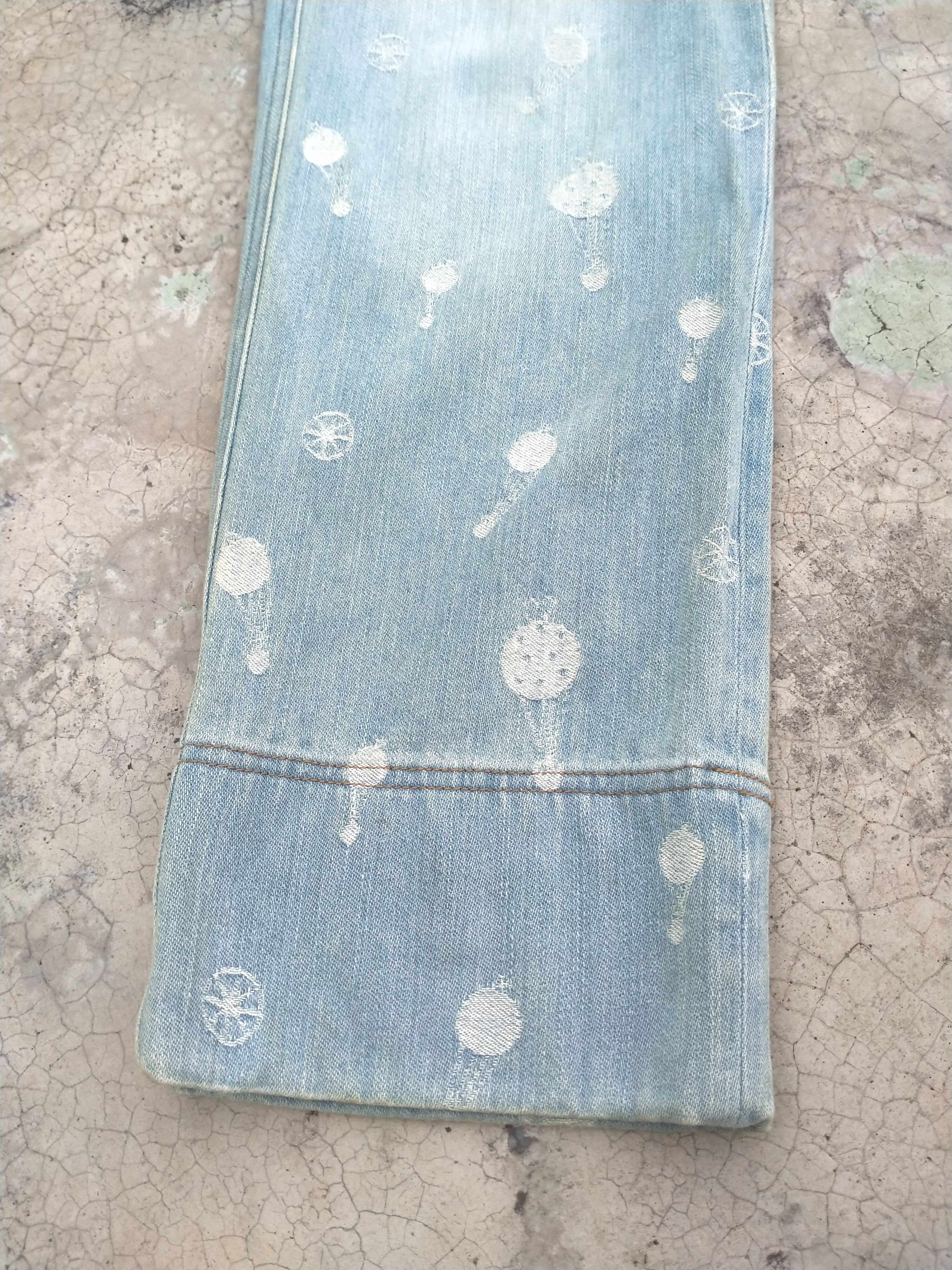 Issey Miyake × Japanese Brand × Tsumori Chisato Distressed Tsumori Chisato Full Embroidery Denim Size 28" / US 6 / IT 42 - 6 Thumbnail