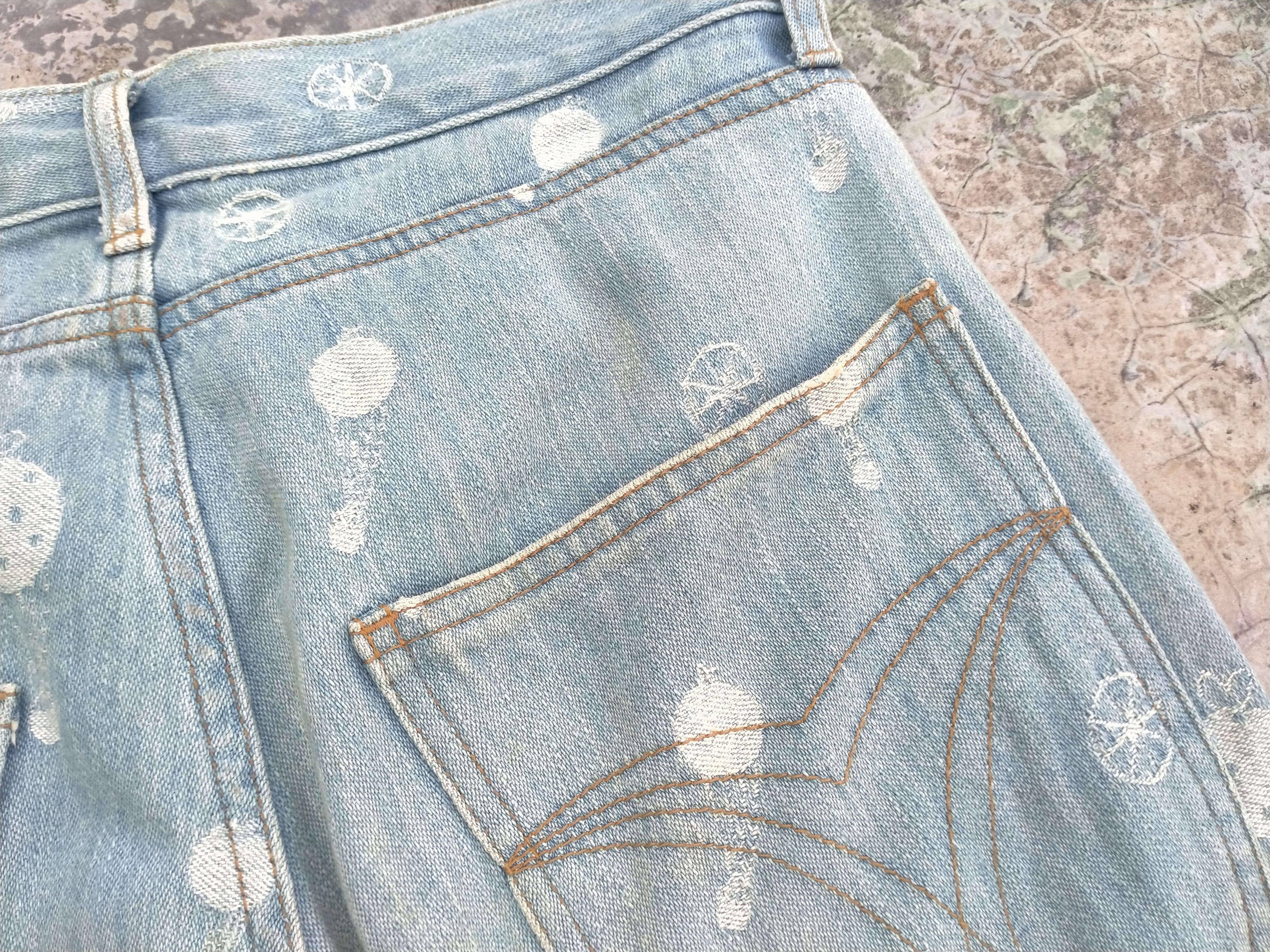 Issey Miyake × Japanese Brand × Tsumori Chisato Distressed Tsumori Chisato Full Embroidery Denim Size 28" / US 6 / IT 42 - 9 Thumbnail