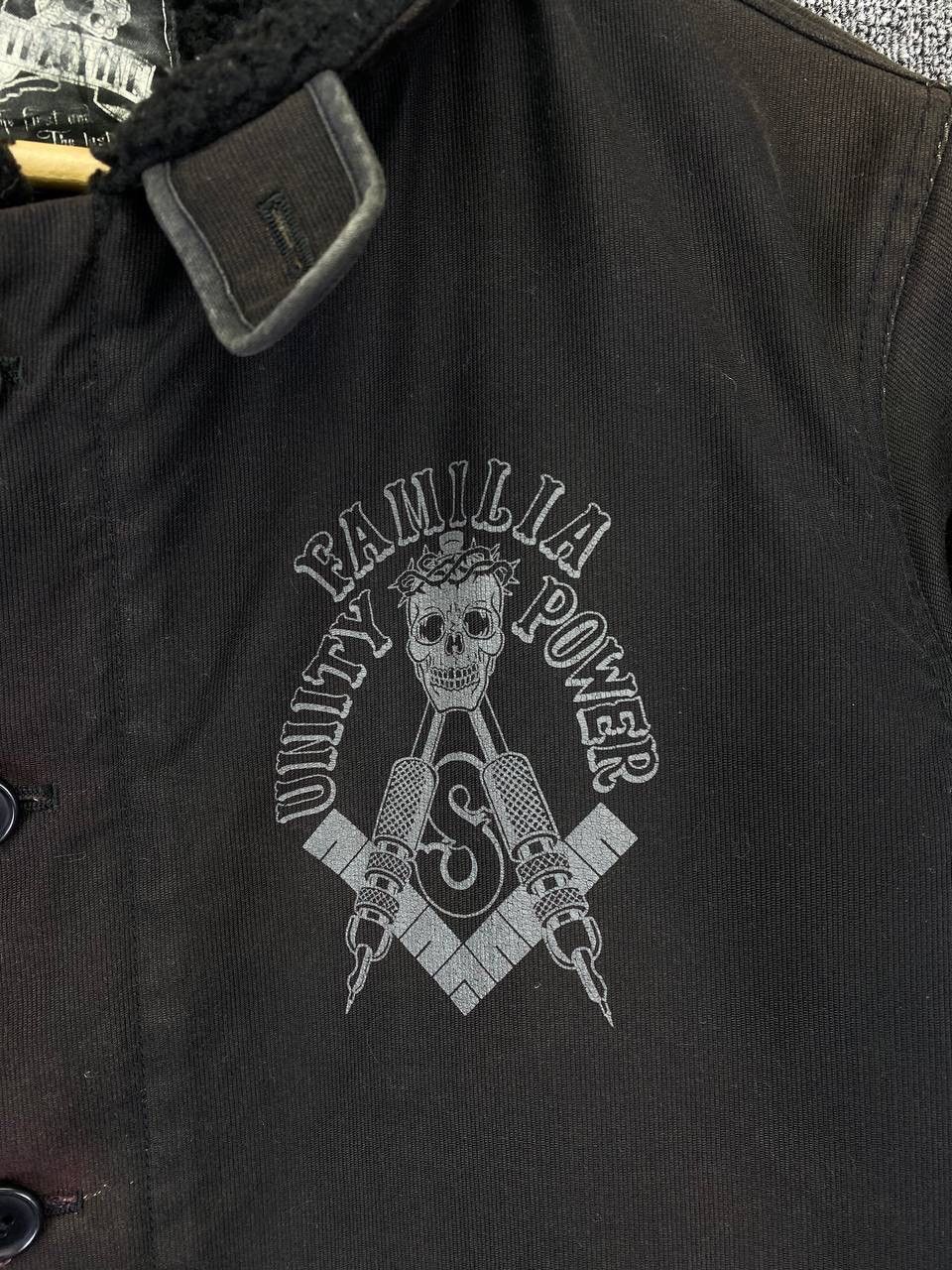 SOFTMACHINE × Vintage Vintage Familia Unity Power Skulls By SoftMachine Fur Jacket Size US M / EU 48-50 / 2 - 6 Thumbnail