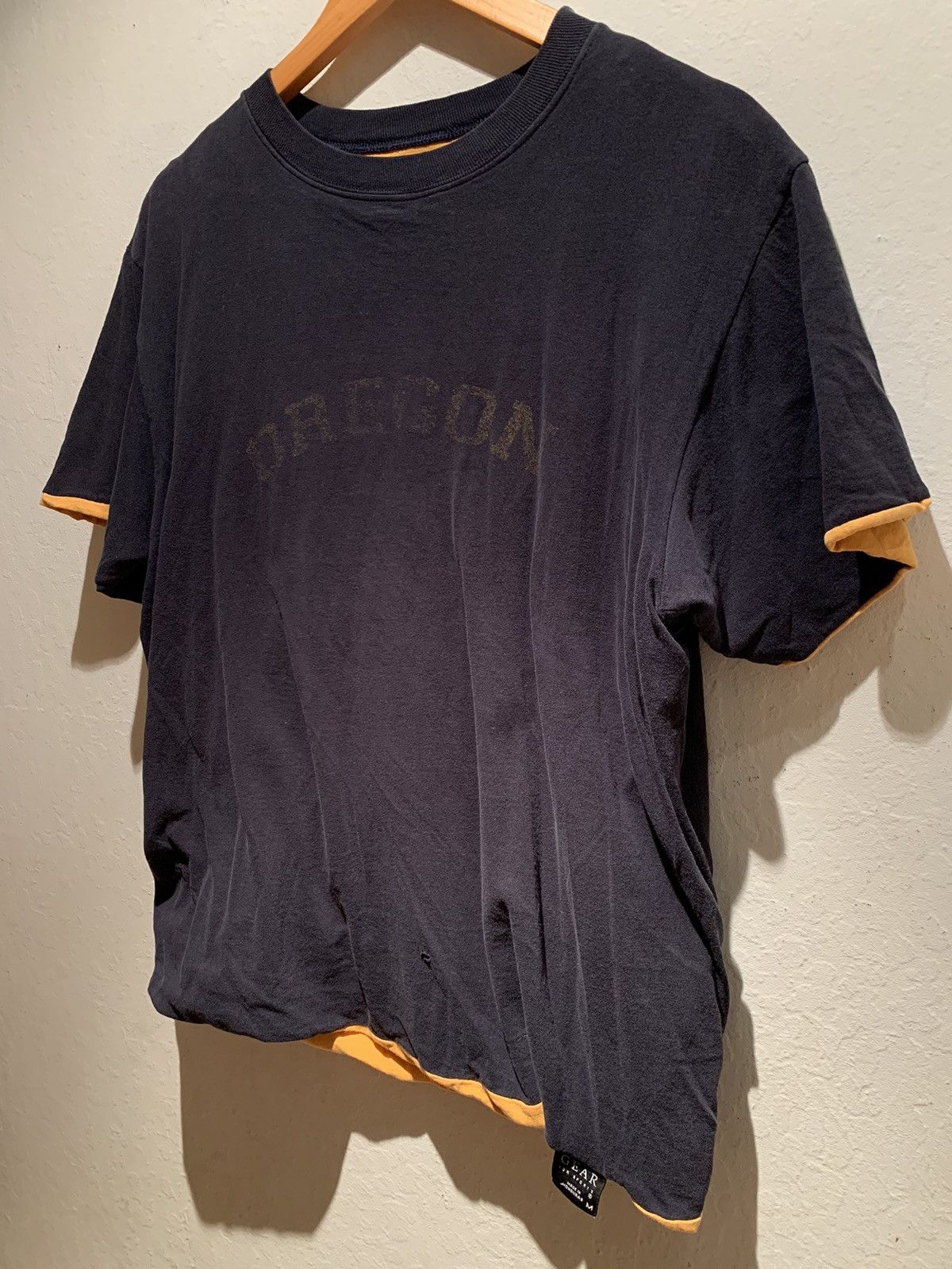 Vintage *RARE* Vintage Oregon Ducks Reversible Collegiate T-Shirt L Size US L / EU 52-54 / 3 - 1 Thumbnail