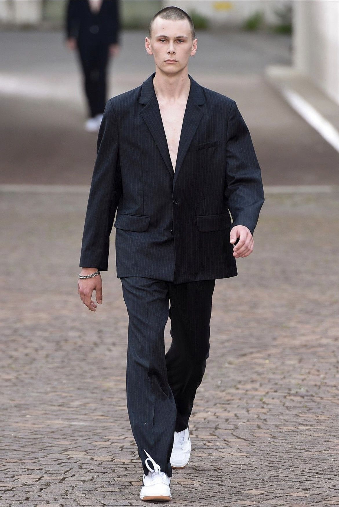 46　18aw gosha rubchinskiy ボンバージャケット Gosha Rubchinskiy 18AWコレクションが1/14に発表【Levi's、Dr