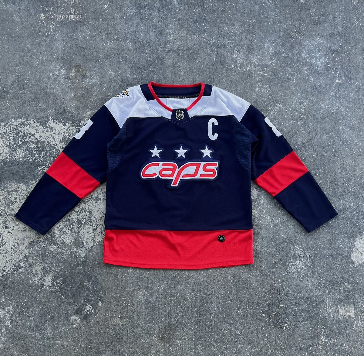 Washington Capitals on X: Let's take a closer look at our 2018 # StadiumSeries Jersey, shall we?🌊 🔥  #ALLCAPS   / X