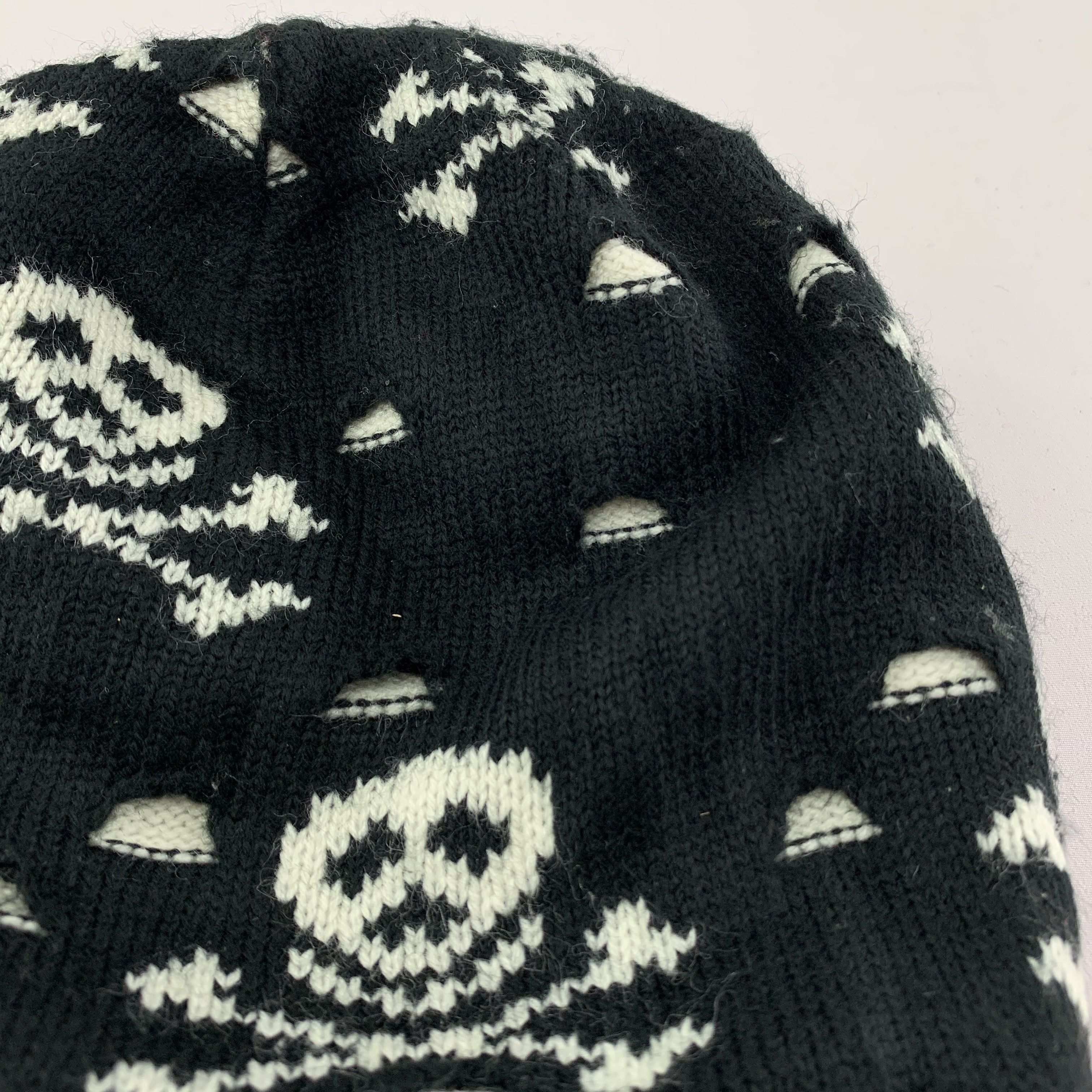 Japanese Brand Vintage Skulls Beanie Distressed Hat Size ONE SIZE - 2 Thumbnail