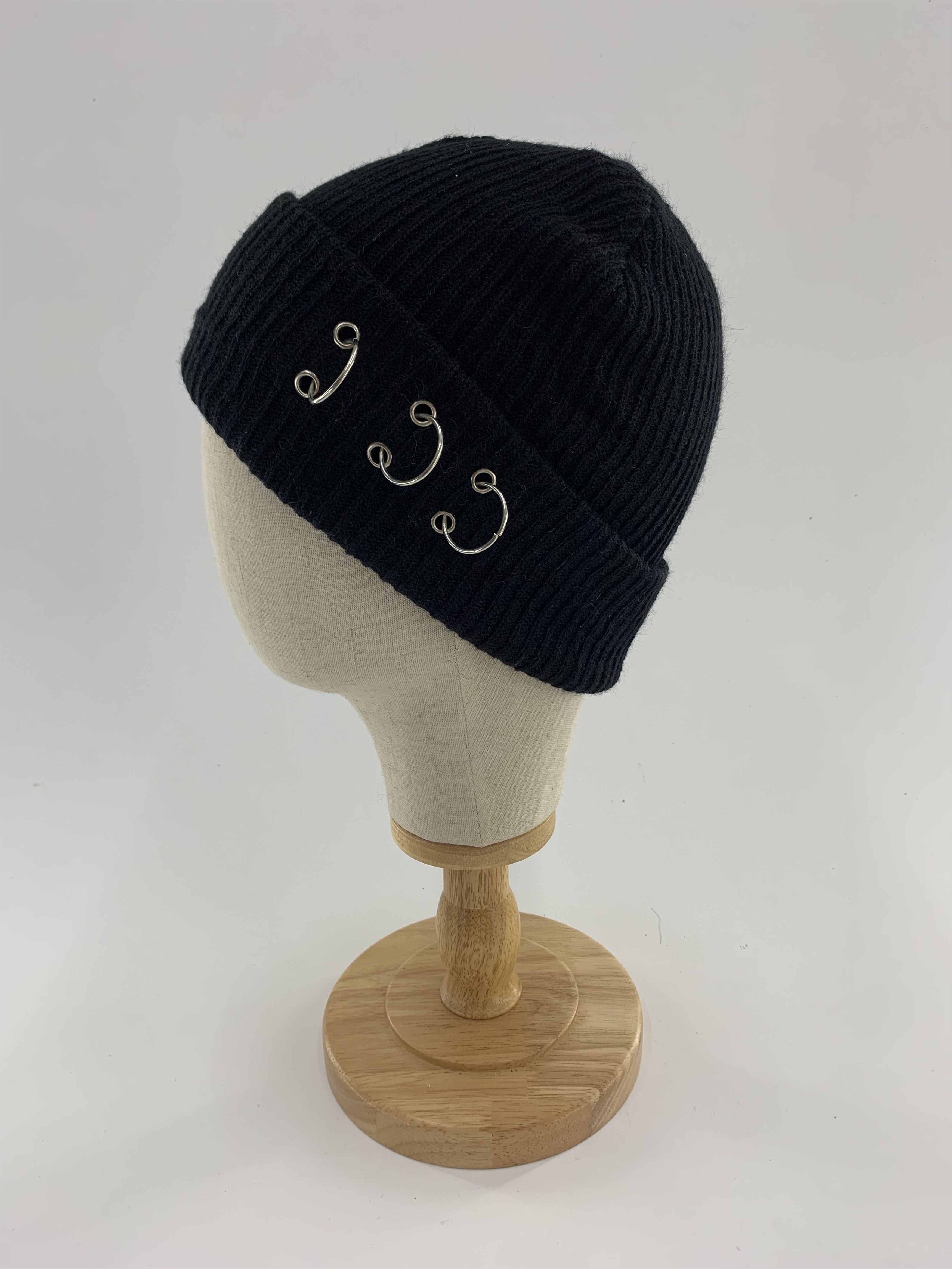 image of Black Plain Beanie Hats - B3031, Men's