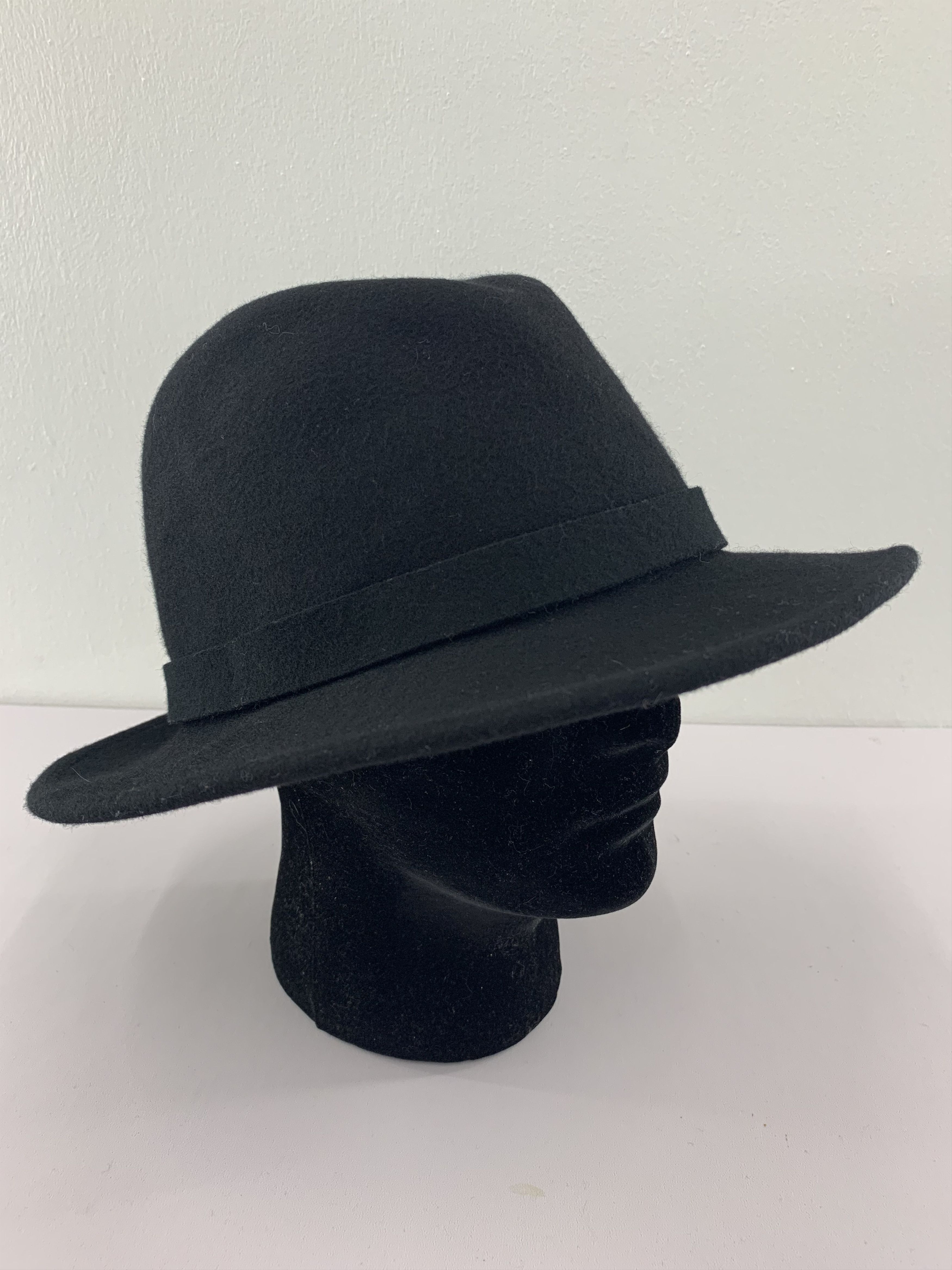 Uniqlo Uniqlo Bucket Hats Plain Black - SS1168 Size ONE SIZE - 1 Thumbnail