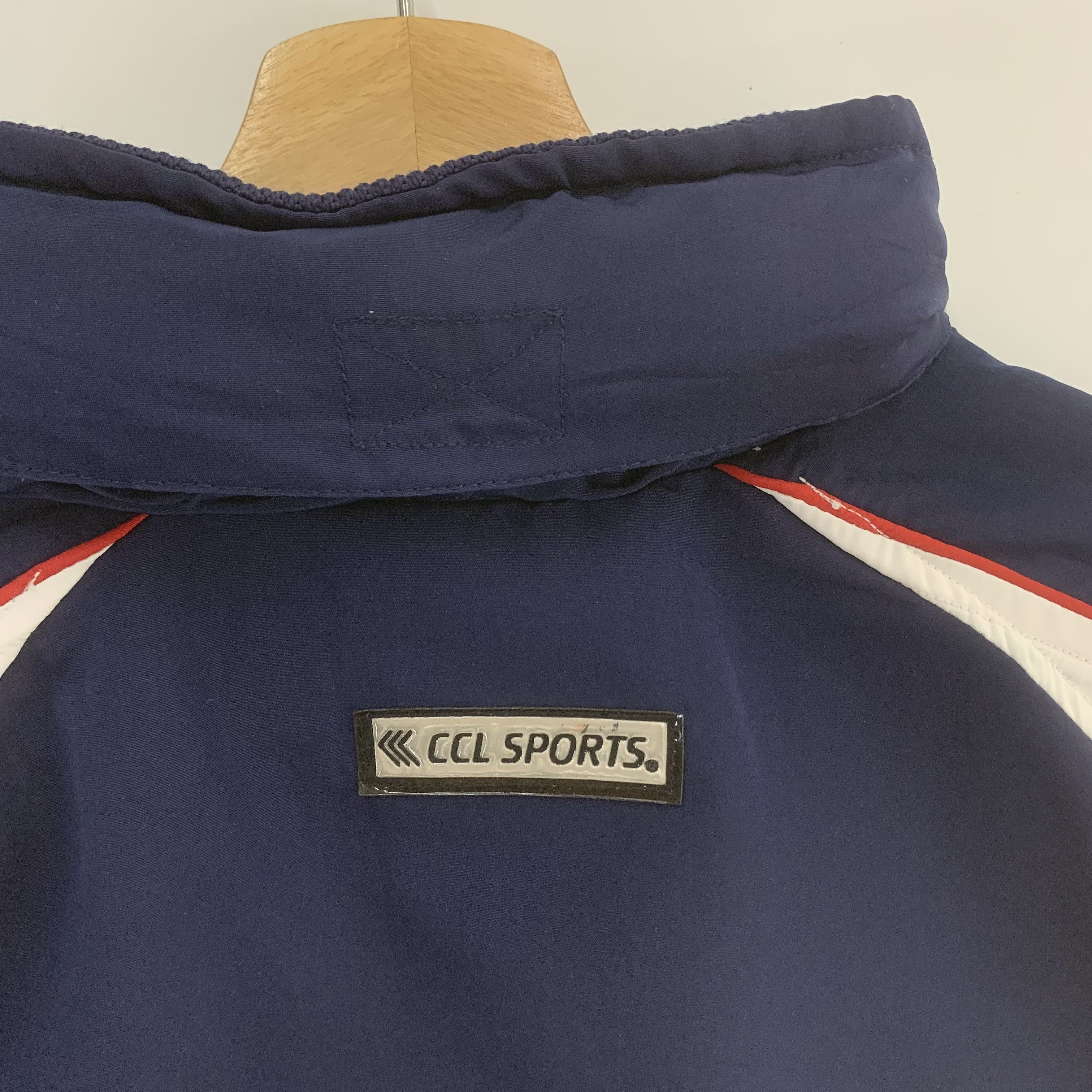 Japanese Brand Vintage 90s CCL Japanese Brand Jacket Windbreaker Size US L / EU 52-54 / 3 - 4 Thumbnail