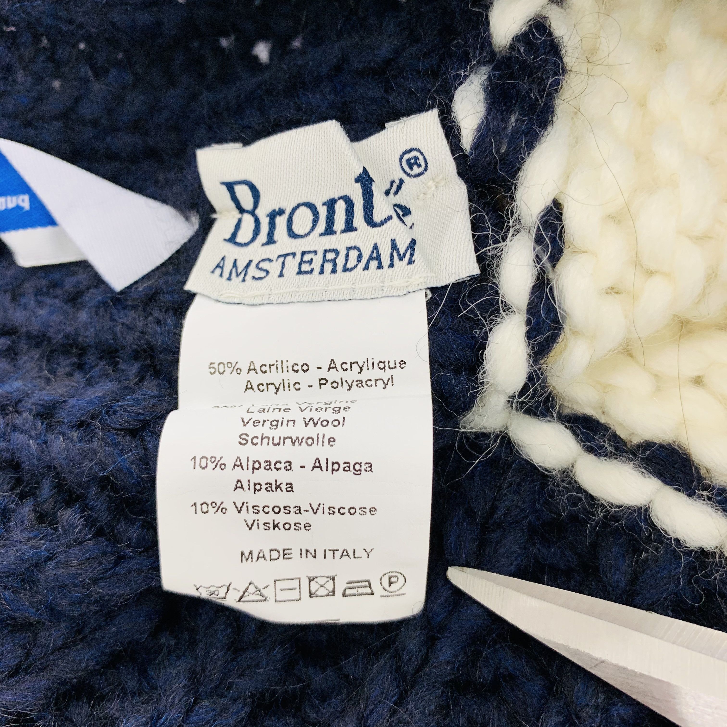 Other Brontë Amsterdam Beanie Snow Cap Size ONE SIZE - 4 Thumbnail
