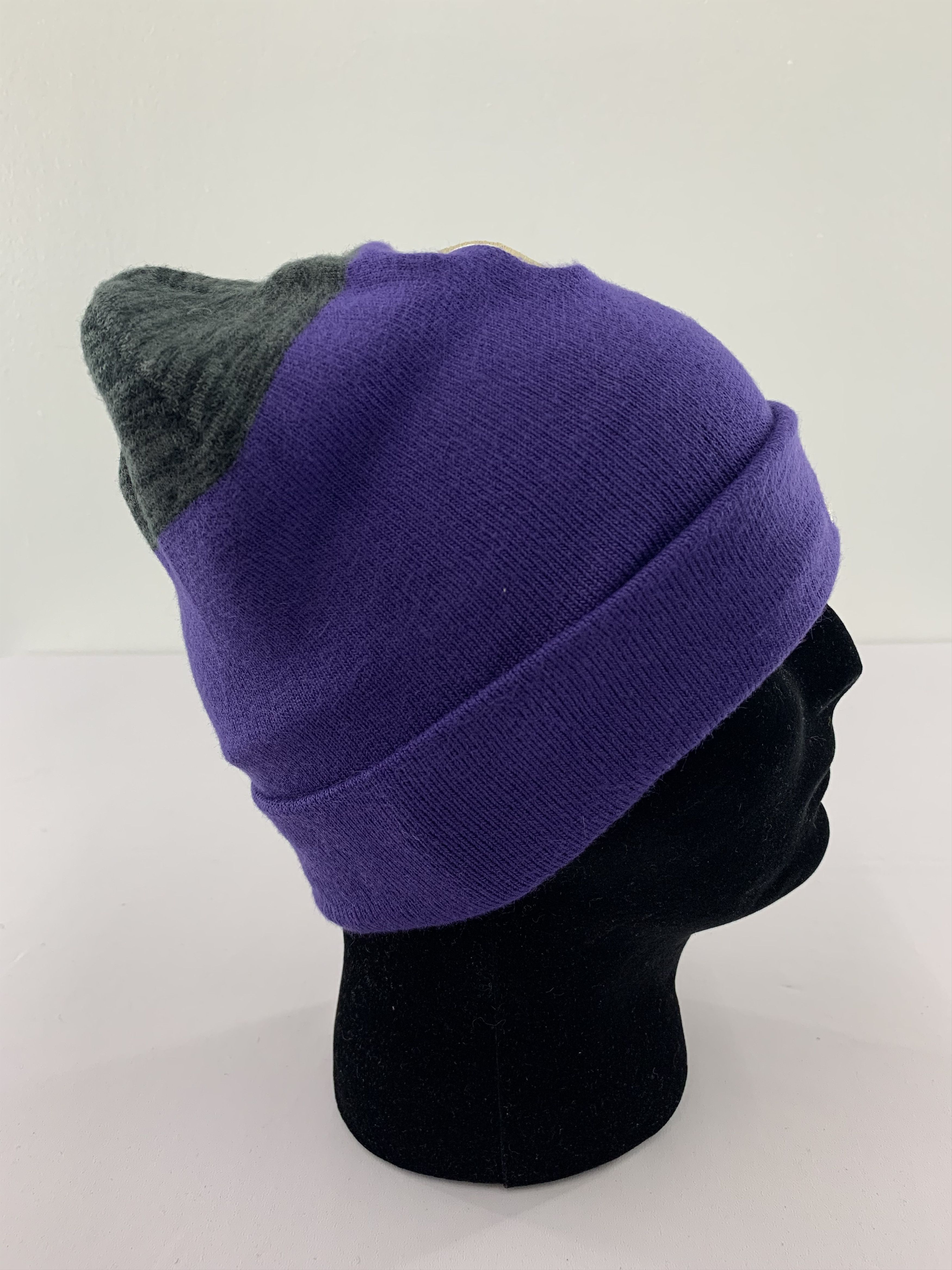 Nike Nike W Embroidered Logo Beanie Size ONE SIZE - 7 Thumbnail