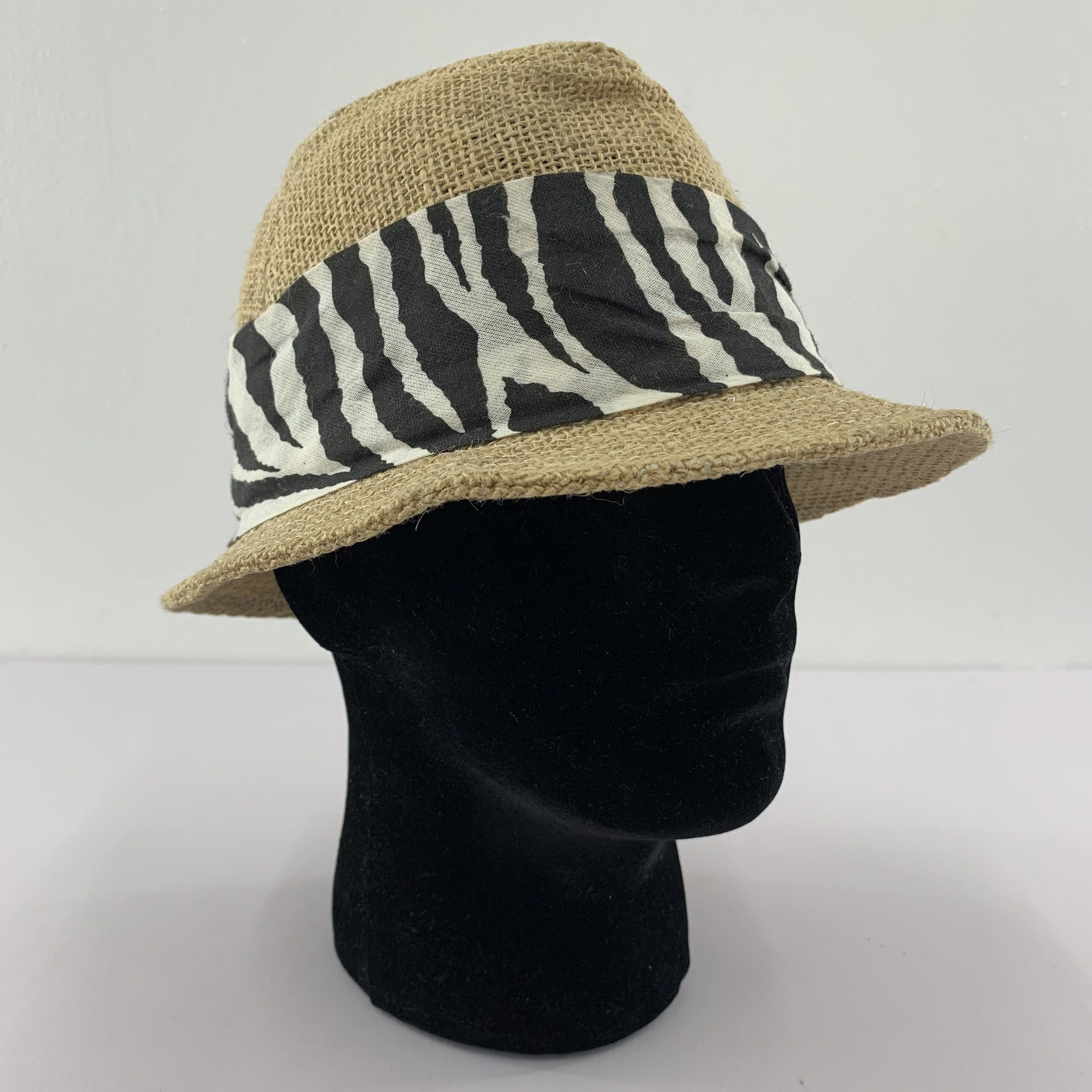 Japanese Brand Unknown Hats Nice Design - SS2021 Size ONE SIZE - 5 Thumbnail