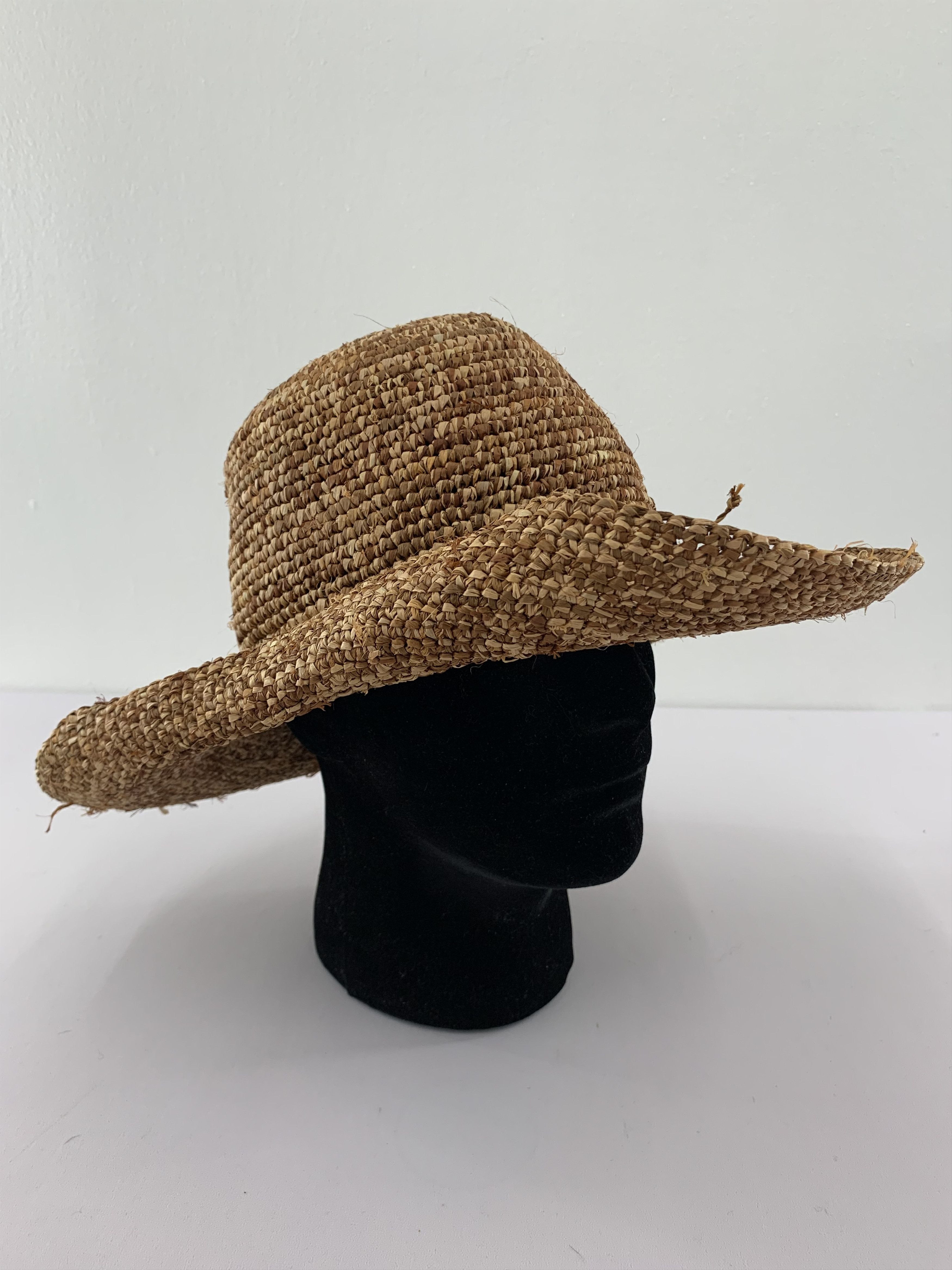 Designer 3 can4 on Hats - SS2069 Size ONE SIZE - 1 Thumbnail