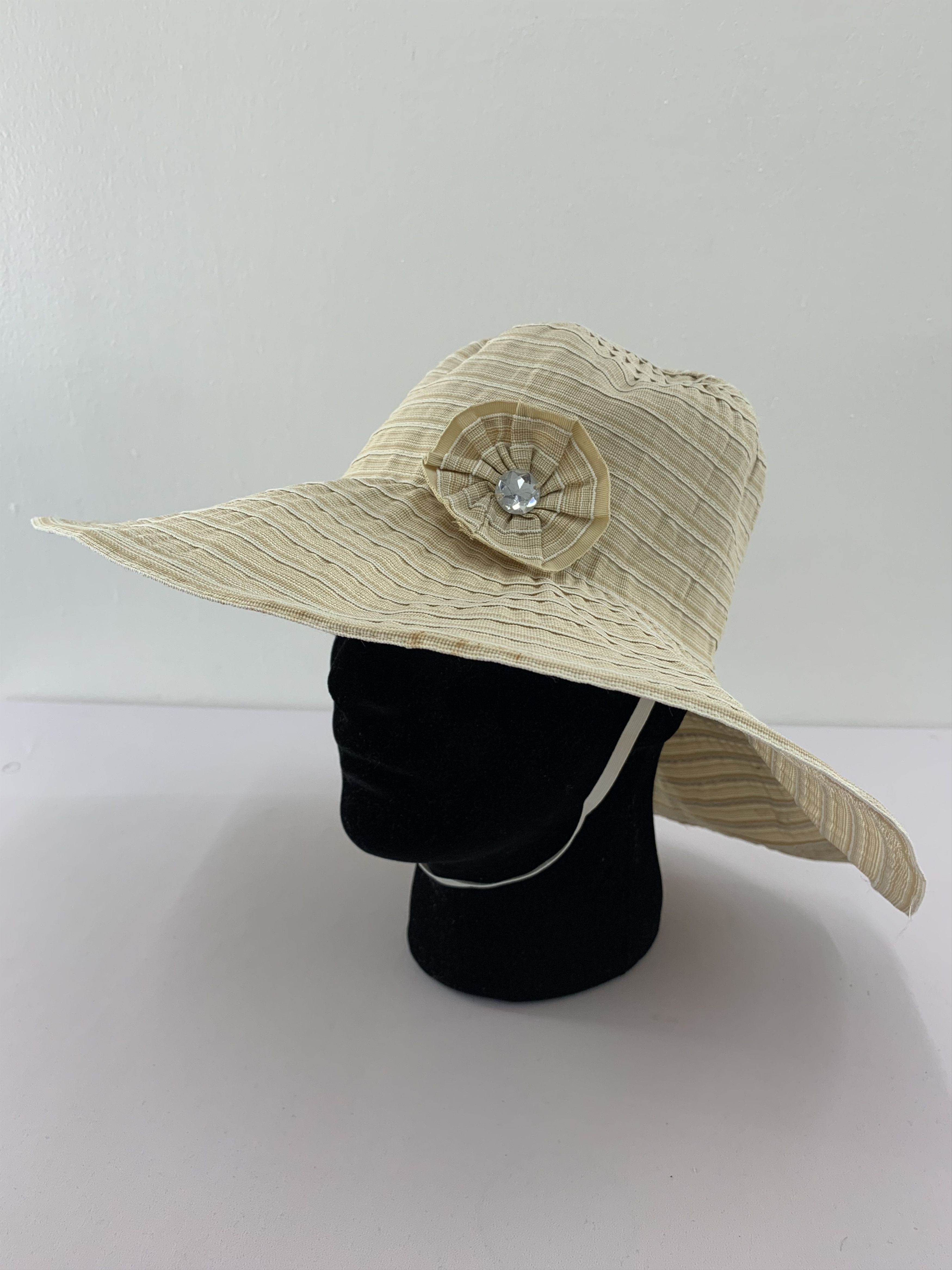 Japanese Brand Womenswear Flowers Bucket Hats Nice Design - S1191 Size ONE SIZE - 1 Thumbnail