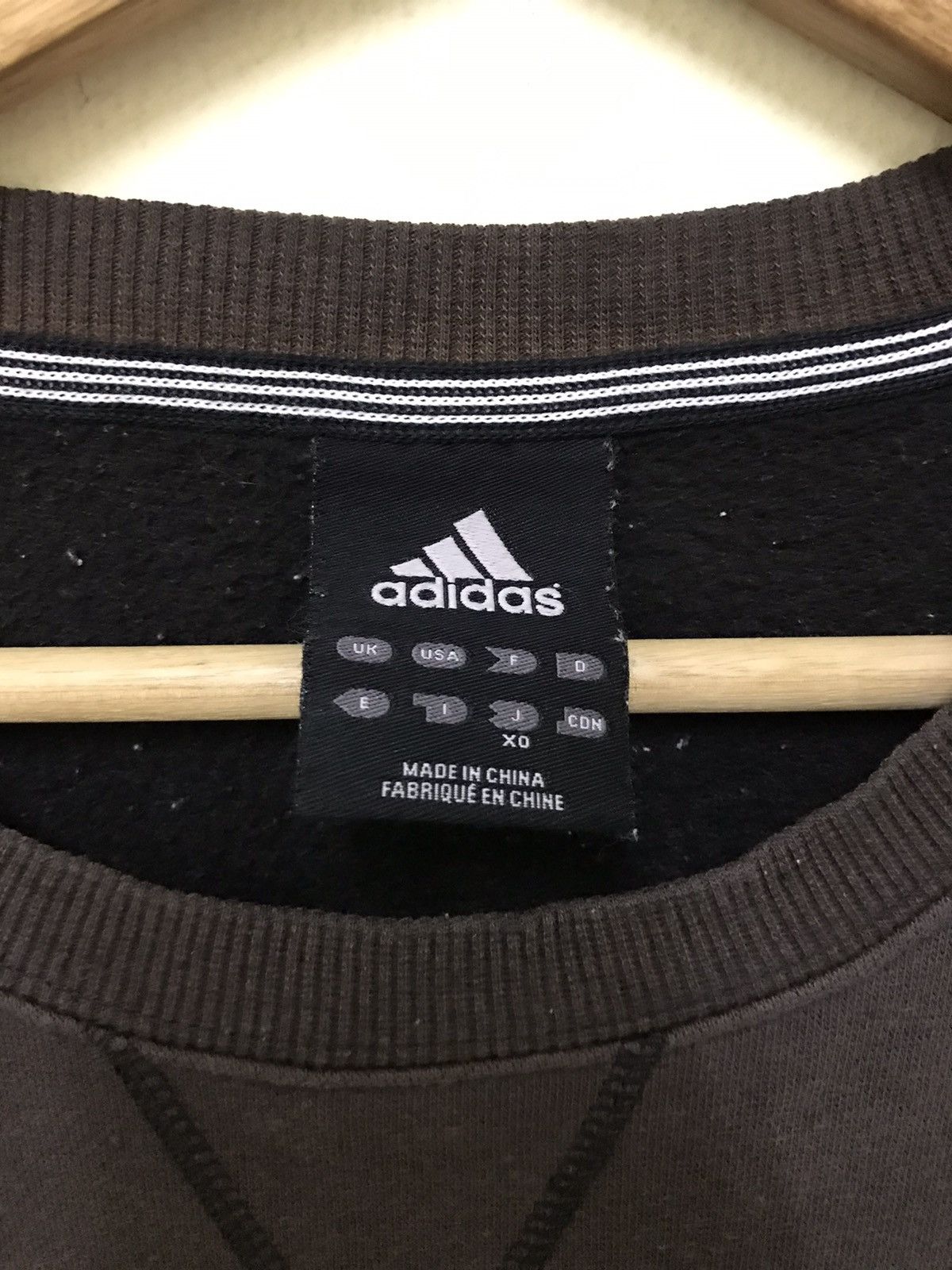 Adidas Vintage Adidas Streetwear Sweatshirt Size US M / EU 48-50 / 2 - 7 Thumbnail